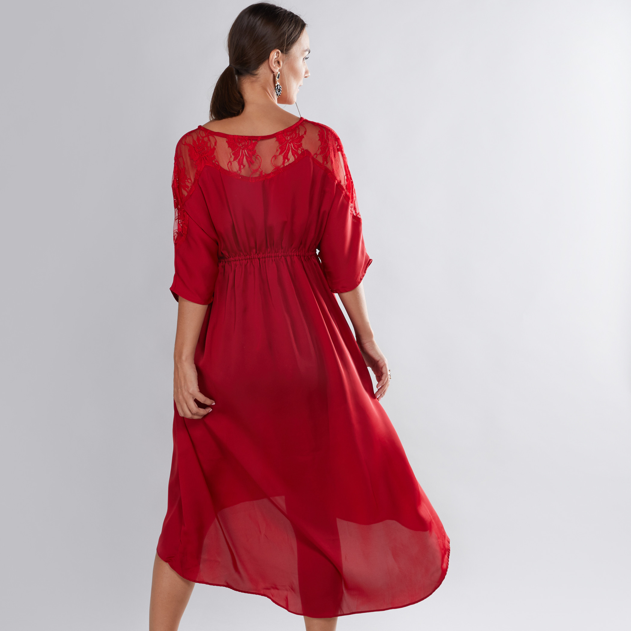 فستان للحوامل بأكمام 3/4 مزيّن بالدانتيل من هاوس أوف نابيوس-baby-maternalcare-maternitywear-image-2