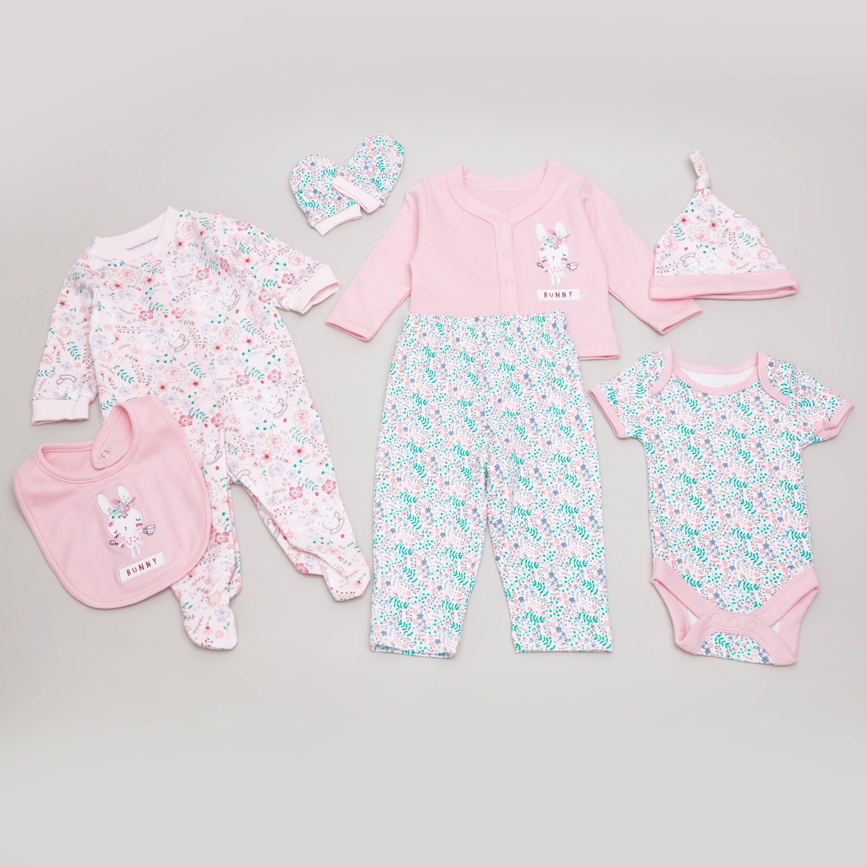 Juniors 7 Piece Printed Baby Clothing Gift Set