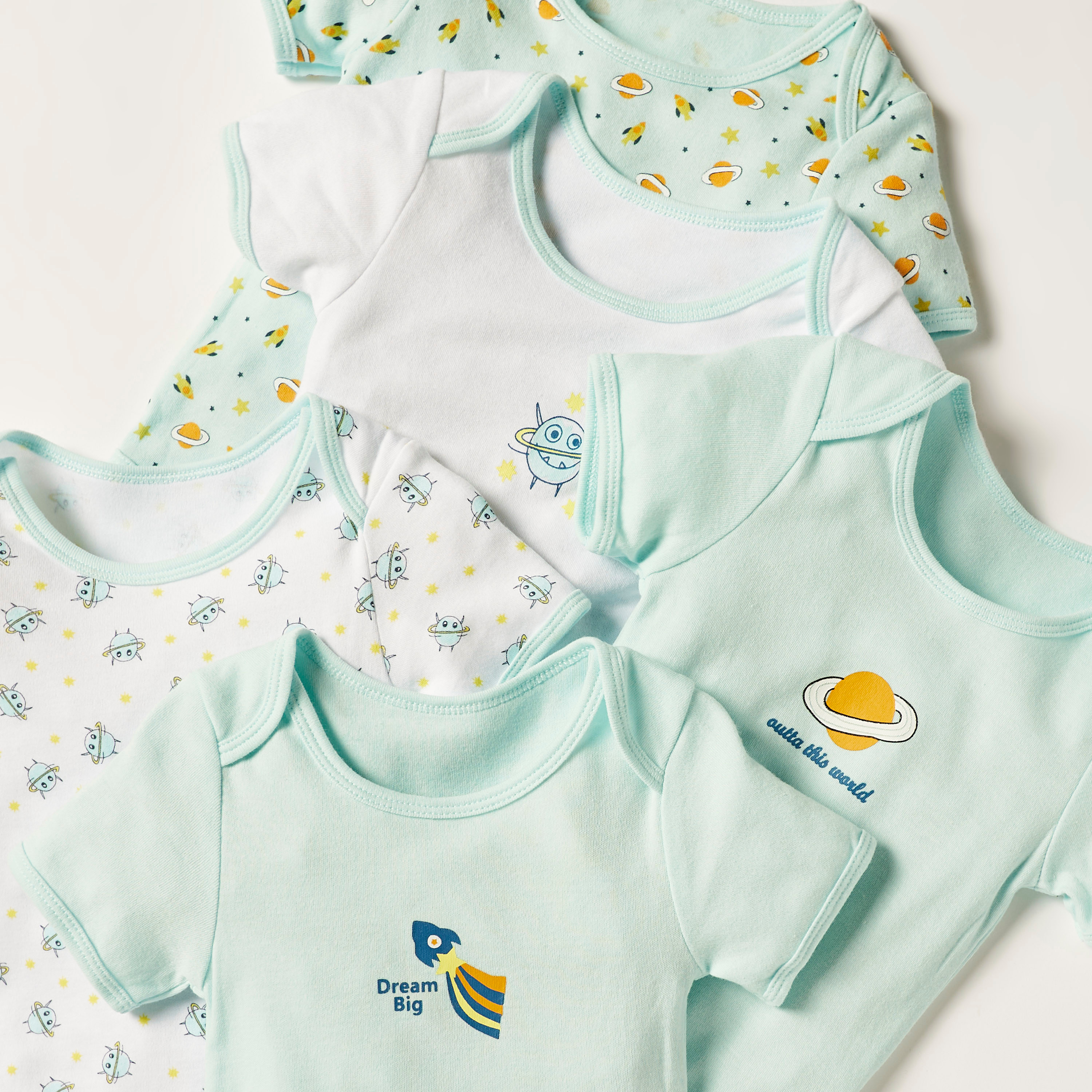 بودي سوت بأكمام قصيرة من جونيورز - طقم من 7 قطع متنوعة-baby-boys-clothing-multipacks-image-2