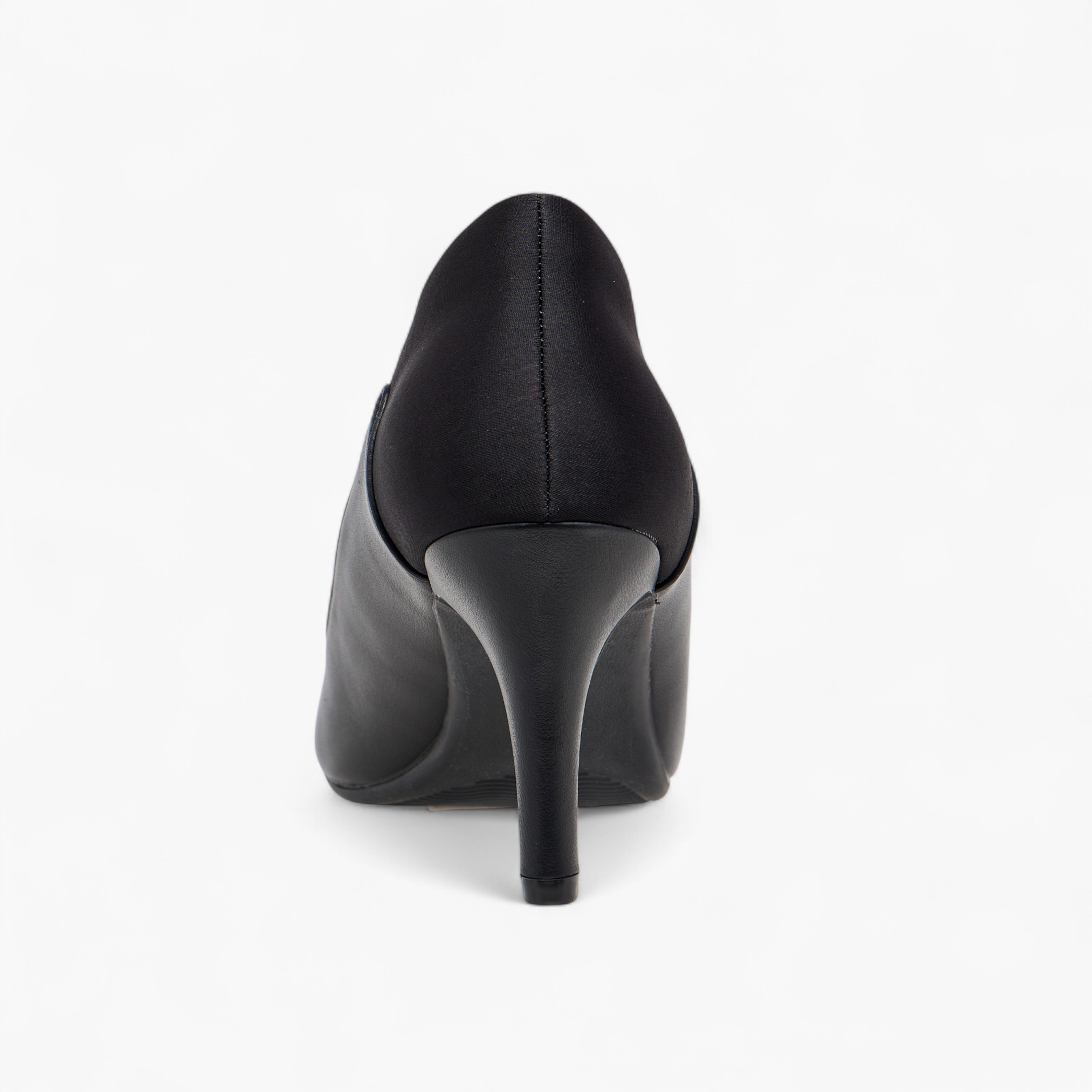 حذاء كلاسيكي بمقدمة مدببة وكعب ستيليتو من فلورا بيلا-women-shoes-heels-image-5