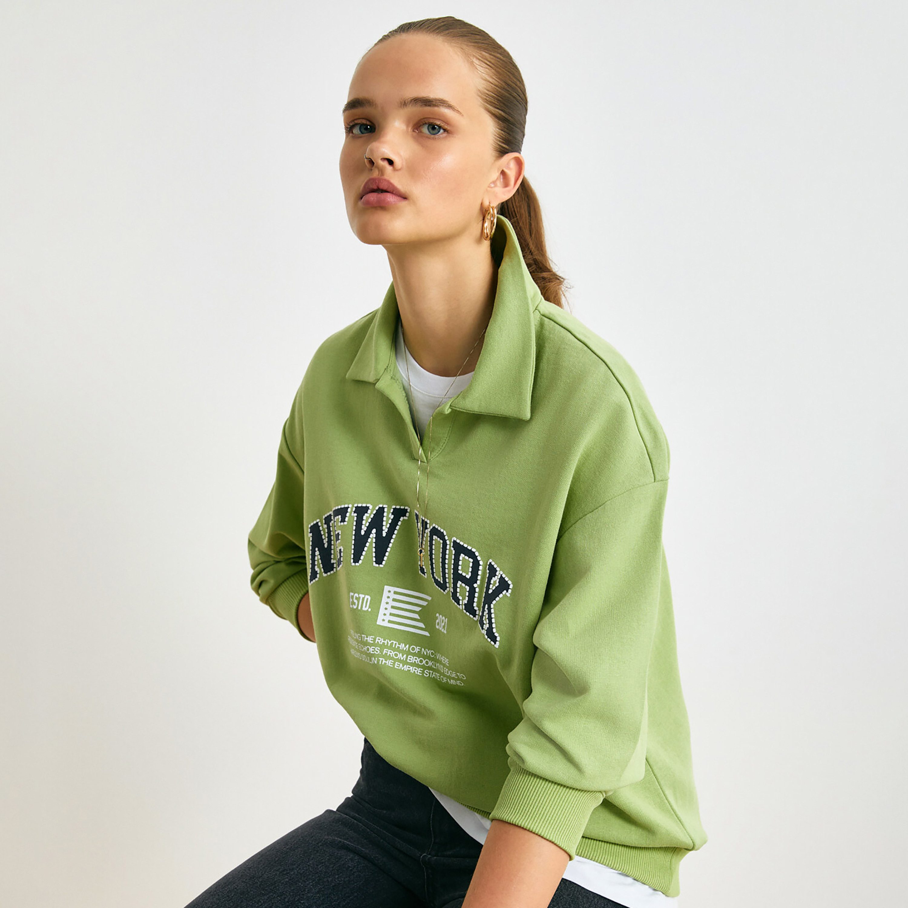 GRIMELANGE Green Text-Print Collared Dropped Sleeves Women's Sweatshirt-women-winterwear-hoodiesandsweatshirts-sweatshirts-image-3