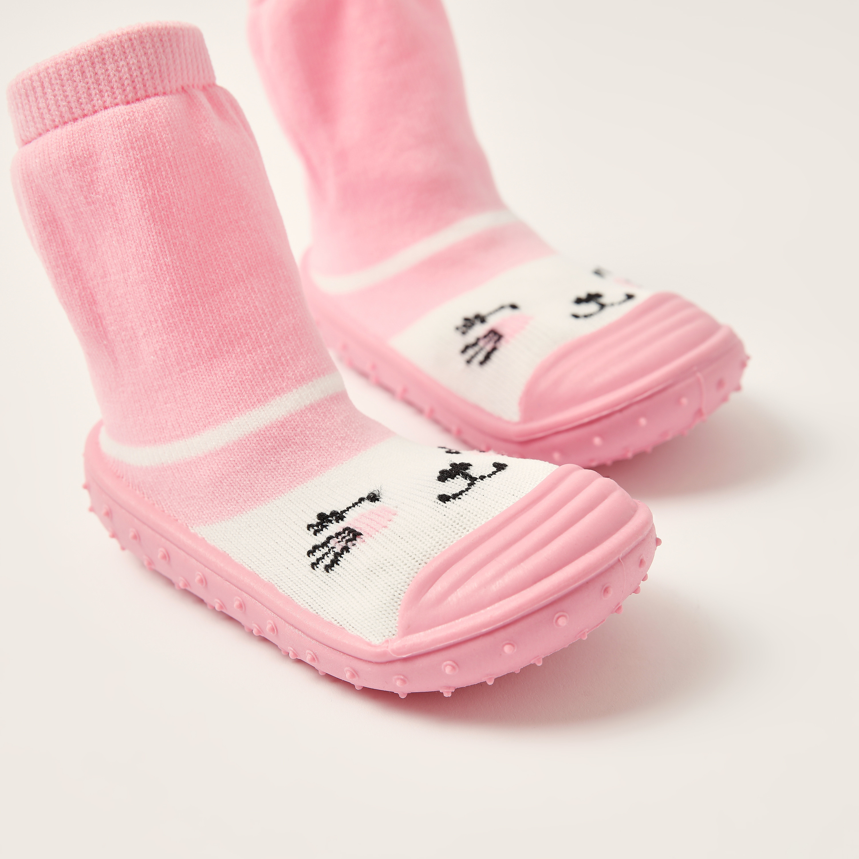 بوت سنيكر بطبعات من جونيورز-baby-girls-shoes-booties-image-3