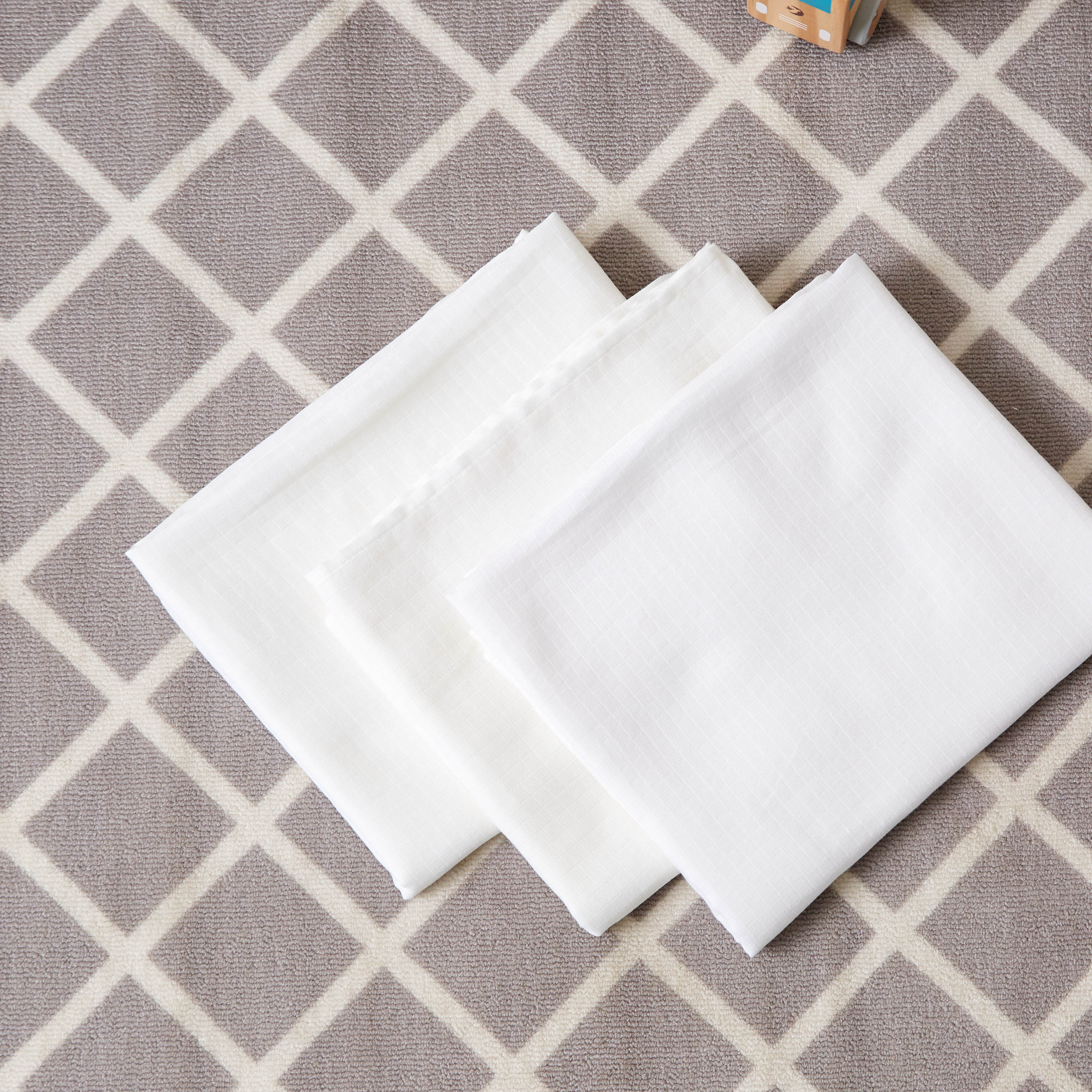 Juniors 3-Piece Checked Blanket Set - 110x90 cms-baby-nursery-blanketsandswaddles-blanketsandquilts-image-4