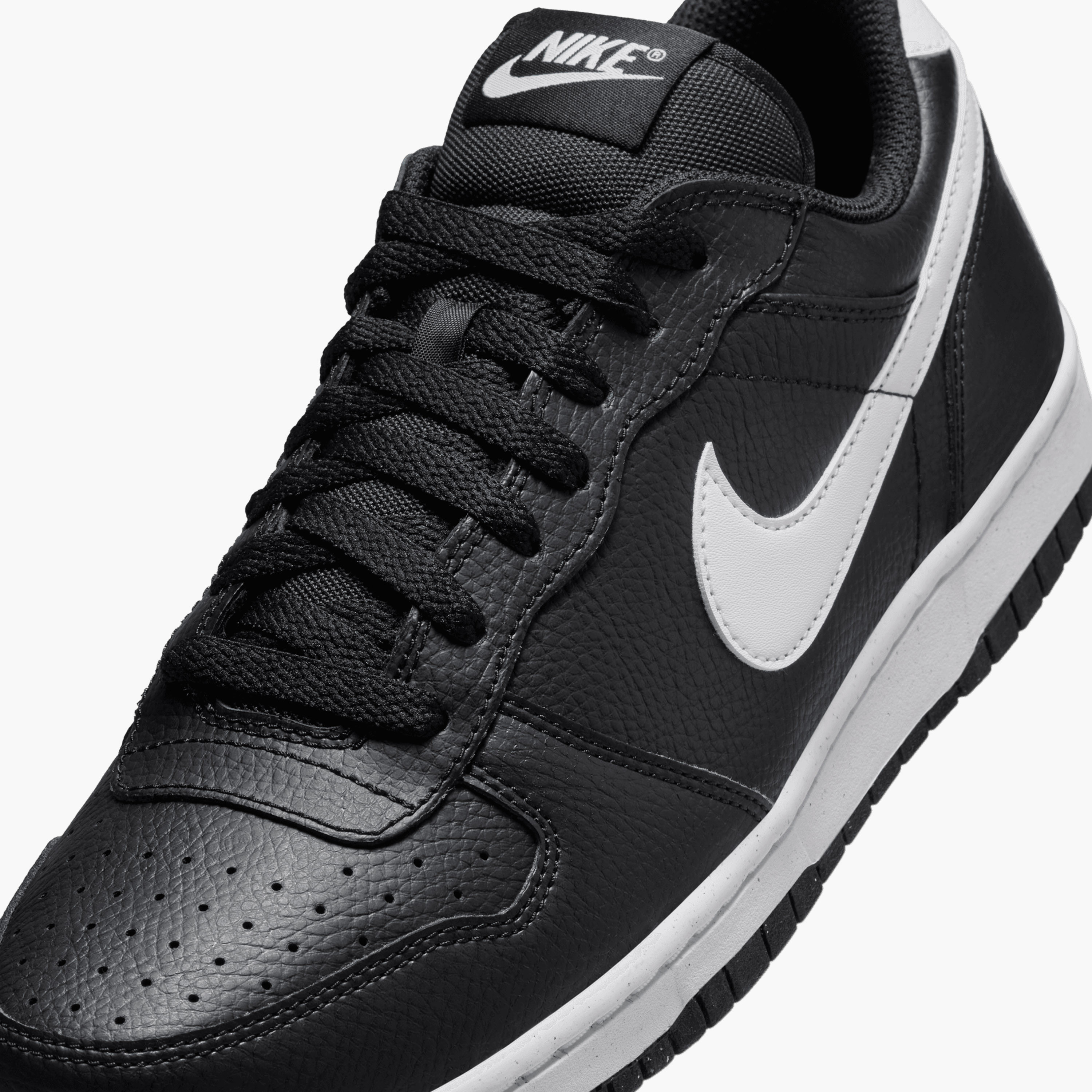 حذاء رياضي نايكي بيج لو بكاحل منخفض ورباط للرجال 355152 | OE-sports-men-shoes-image-23