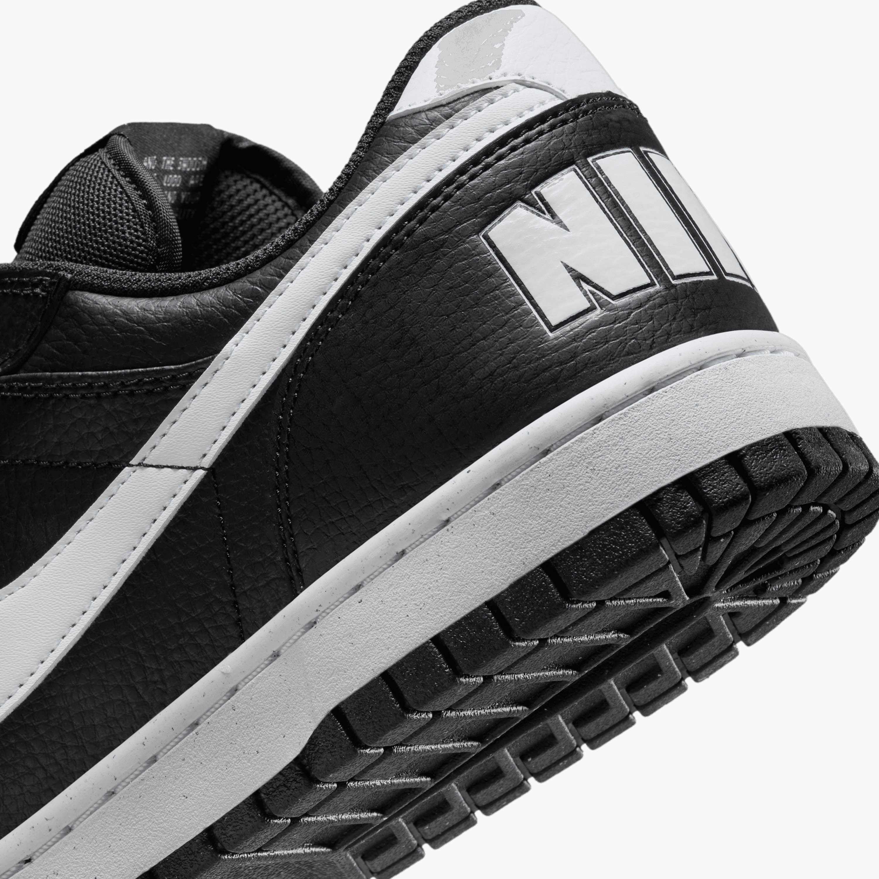 حذاء رياضي نايكي بيج لو بكاحل منخفض ورباط للرجال 355152 | OE-sports-men-shoes-image-24