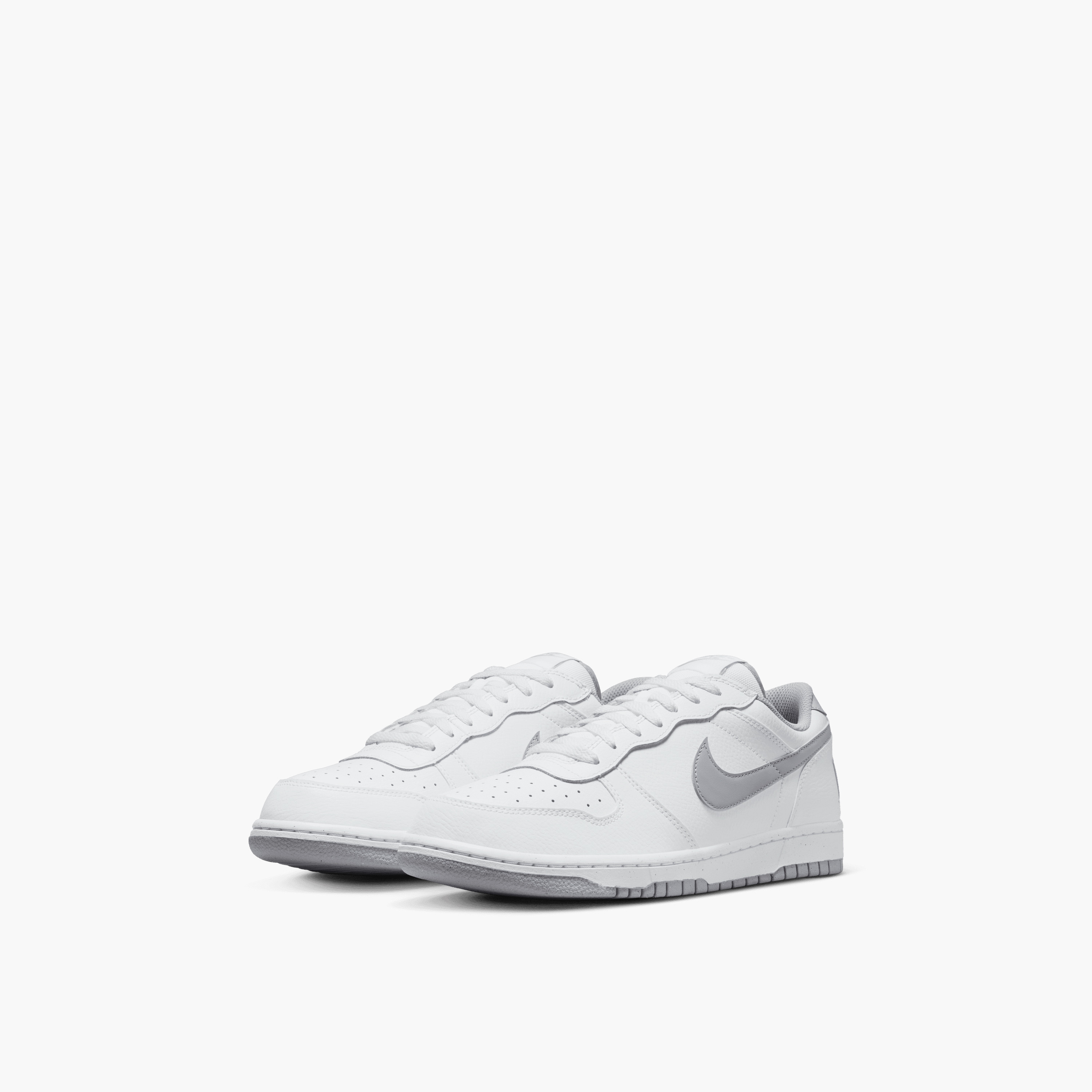 حذاء رياضي نايكي بيج لو بكاحل منخفض ورباط للرجال 355152 | OE-sports-men-shoes-image-3