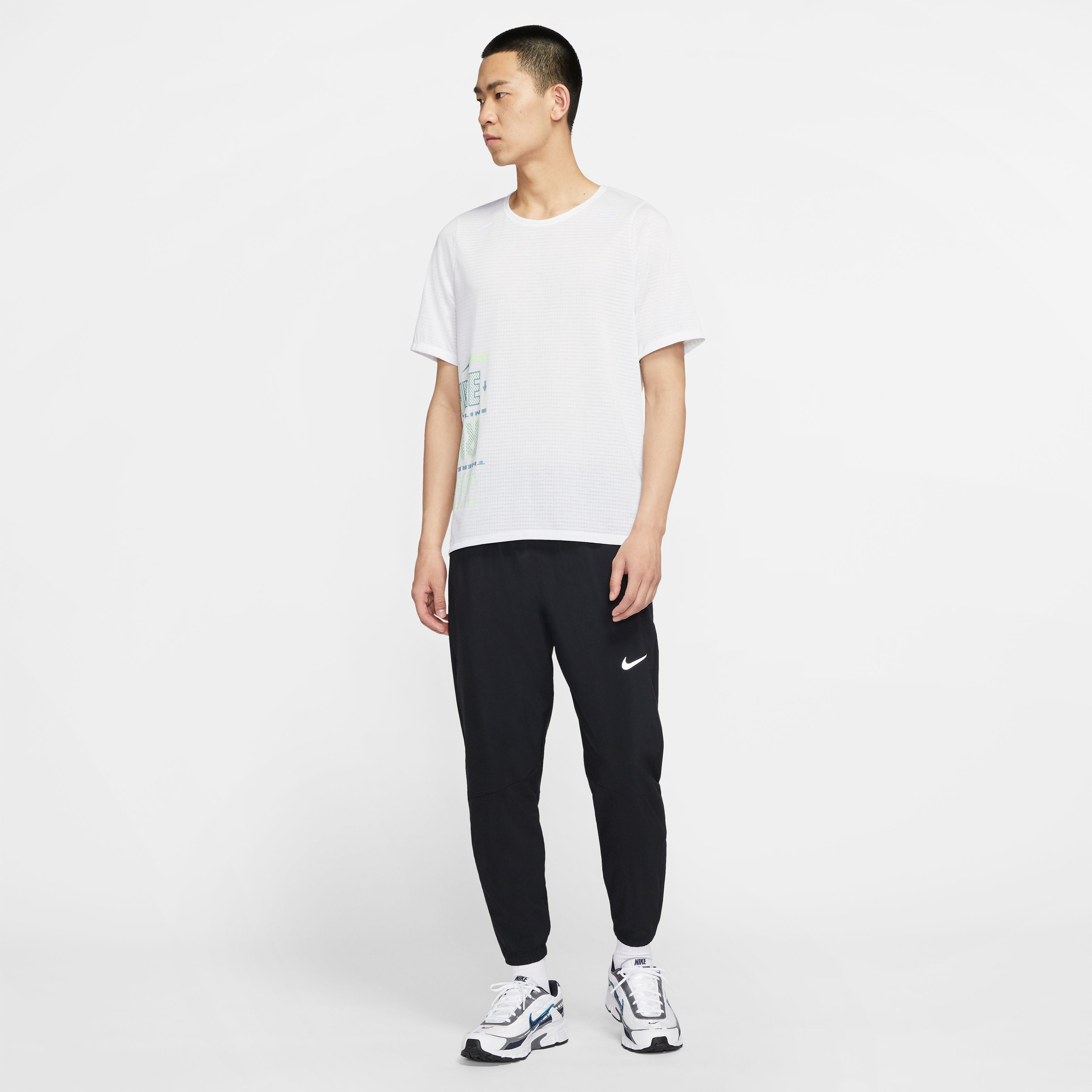 Nike Men's Initiator Lace-Up Low Ankle Sneakers NK394055 | OE-sports-men-shoes-image-3