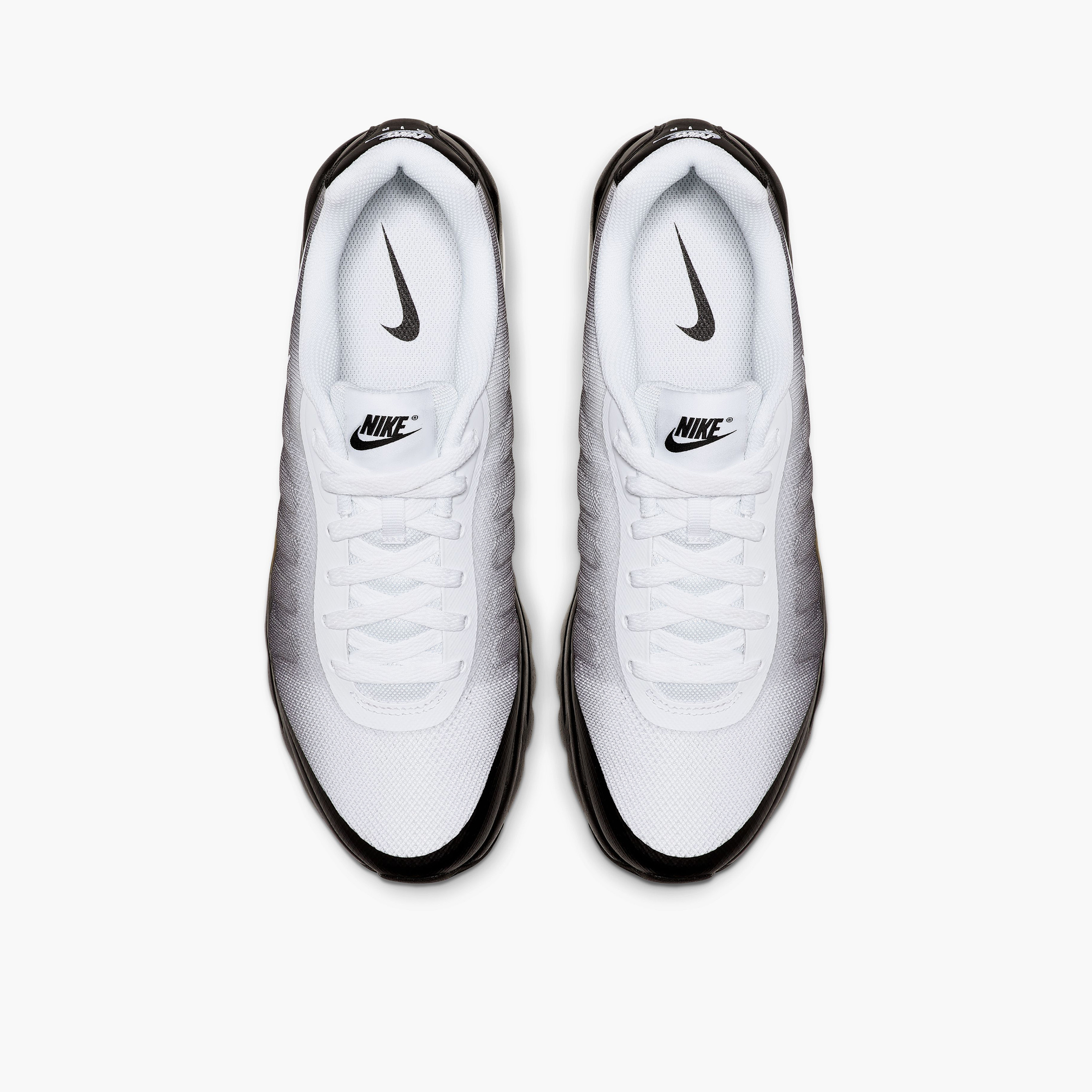 Nike Men Air Max Invigor Print Lace-Up Low Ankle Sneakers-sports-men-shoes-image-4