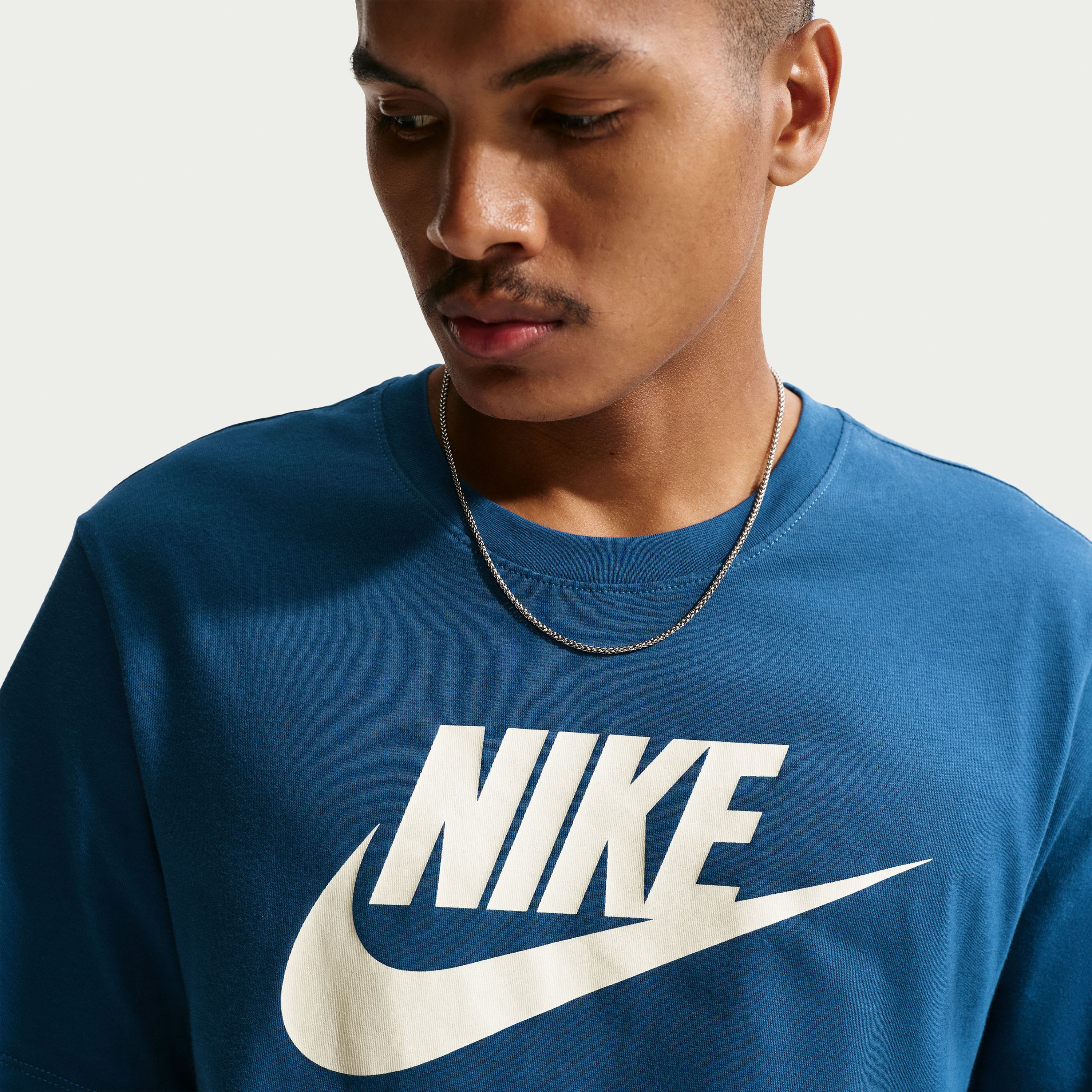 نايكي- تي شيرت رياضي للرجال NKAR5004 | OE-men-clothing-sportswearandactivewear-tshirtsandpolos-image-22