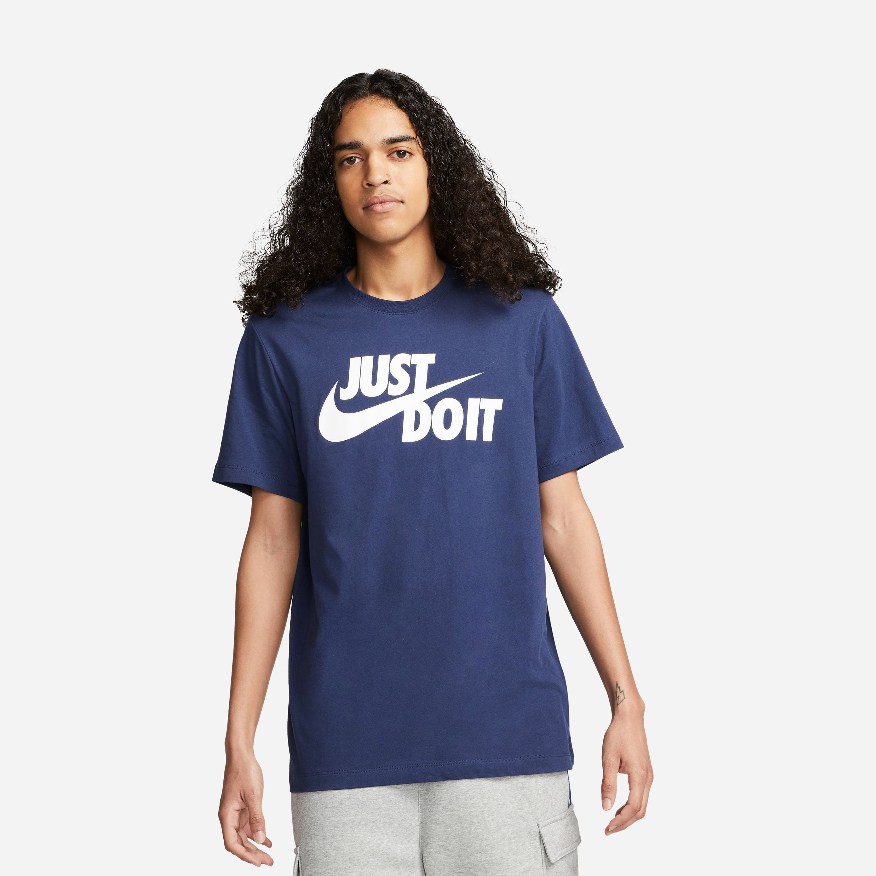 نايكي- تيشيرت رياضي رجالي JDI NKAR5006 | OE-men-clothing-sportswearandactivewear-tshirtsandpolos-image-4