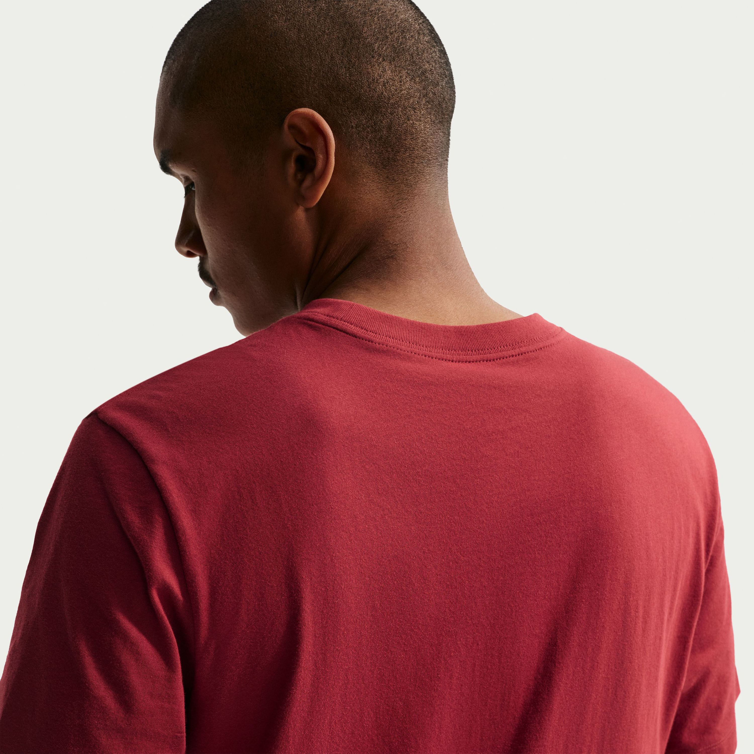 نايكي- تيشيرت رياضي رجالي JDI NKAR5006 | OE-men-clothing-sportswearandactivewear-tshirtsandpolos-image-18