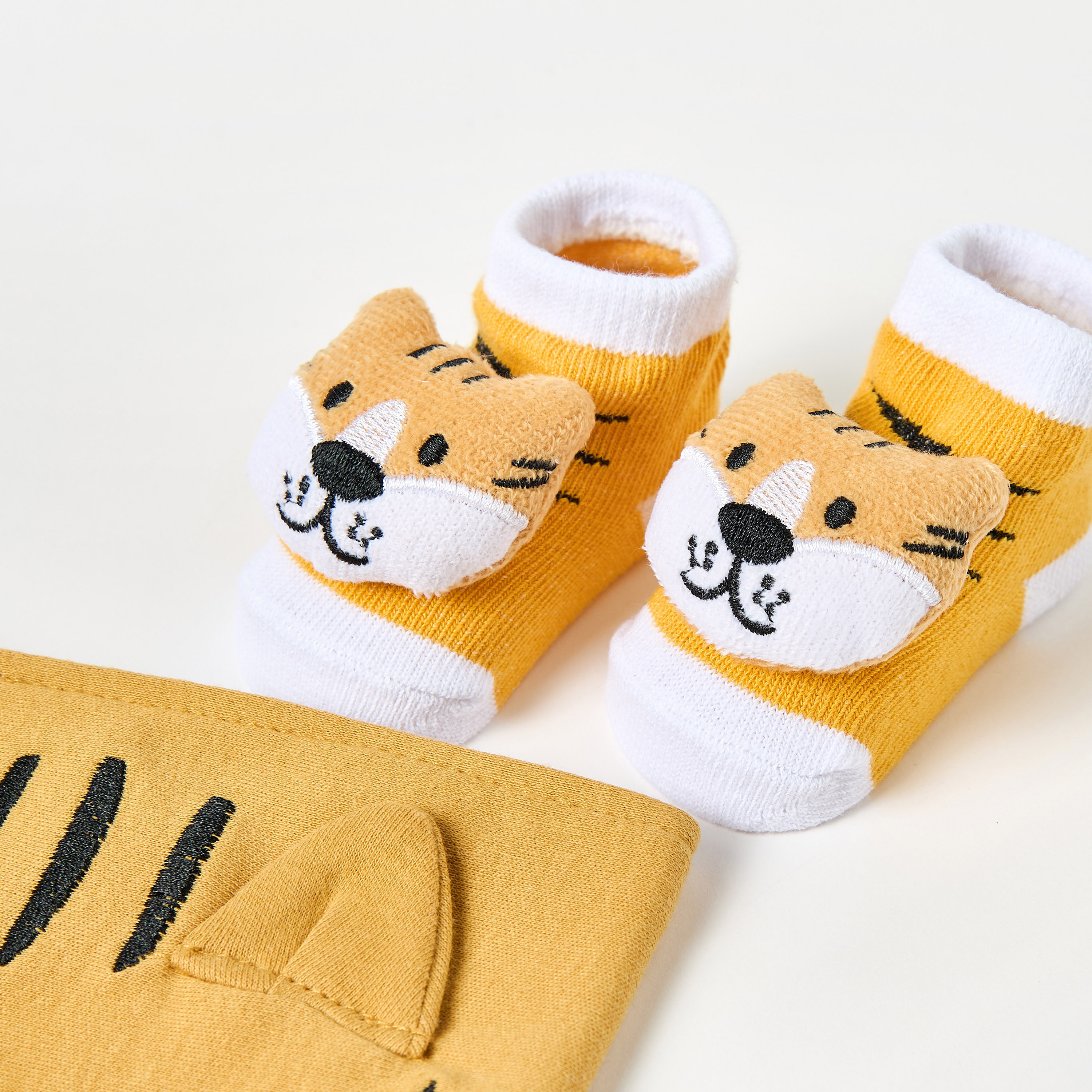 Juniors Tiger Applique Bib and Booties Set-baby-boys-shoes-booties-image-4