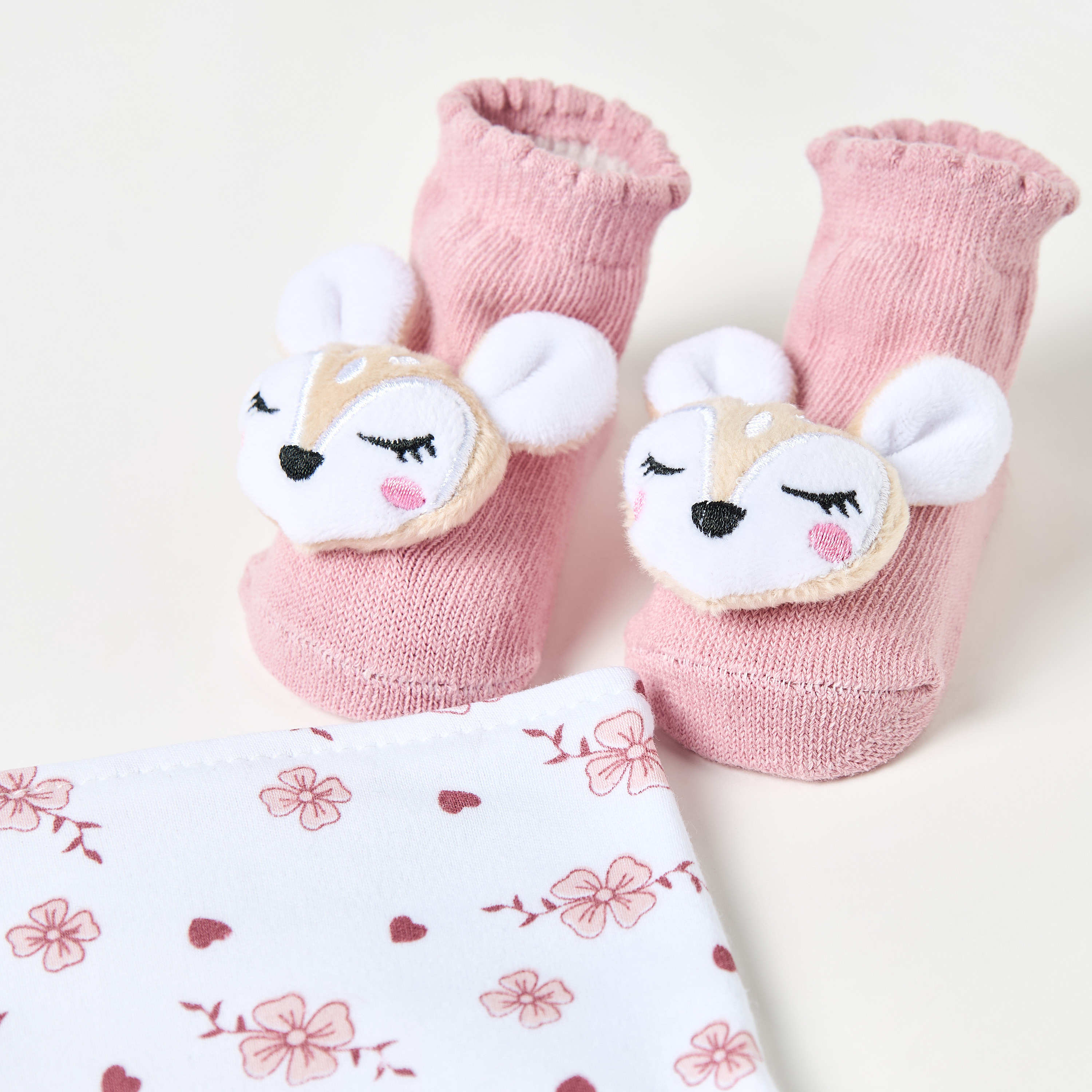Juniors Floral Print Bib and Deer Applique Booties Set-baby-feeding-bibs-image-4
