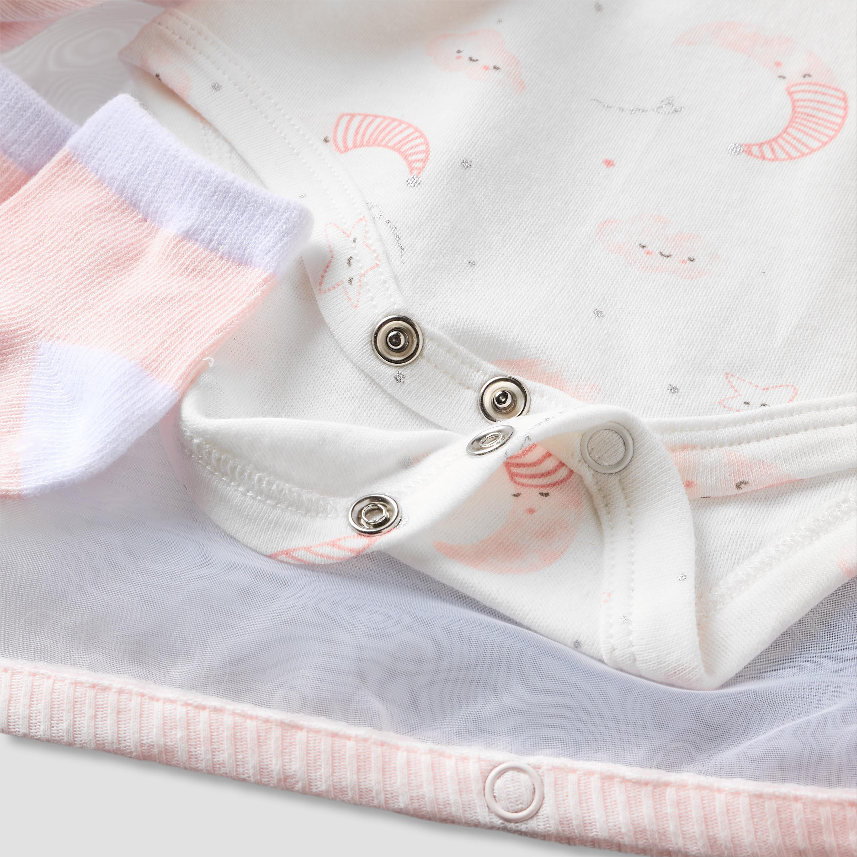 طقم هدايا ملابس 8 قطع مع شنطة هدايا من جونيورز-baby-girls-clothing-setsandcoords-image-12