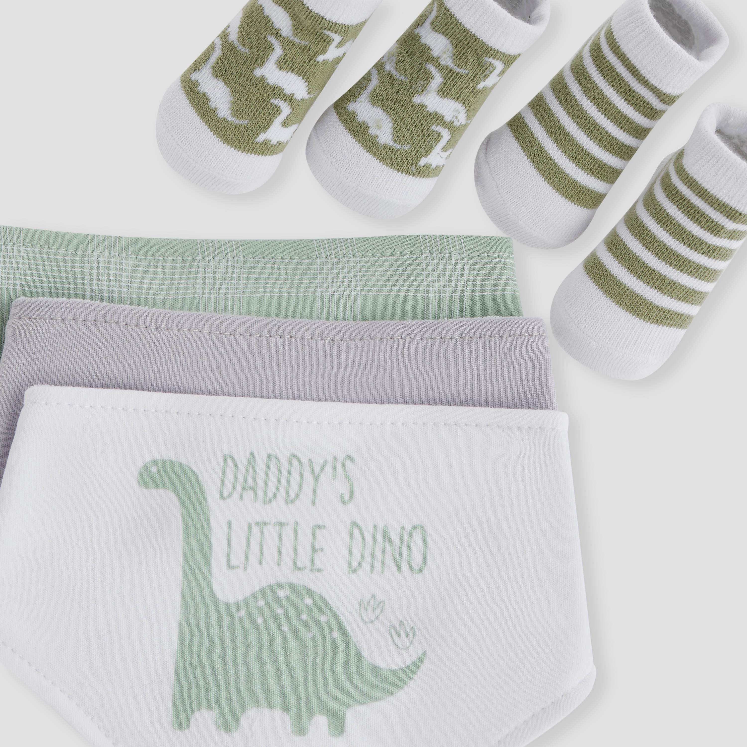 Juniors 5-Piece Printed Bib with Socks and Headband Set-baby-feeding-bibs-image-4