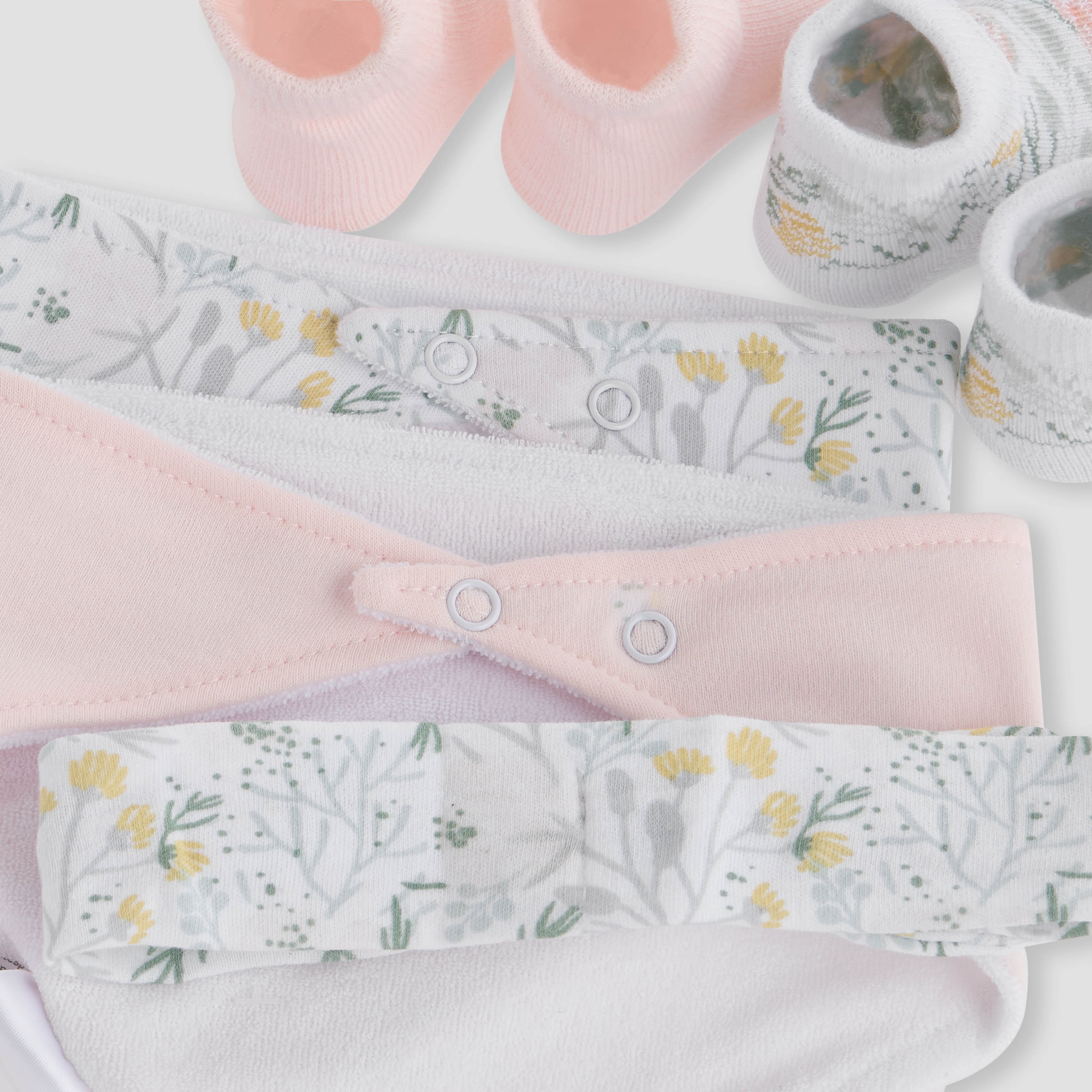 Juniors 5-Piece Assorted Bib with Headband and Socks Set-baby-feeding-bibs-image-5