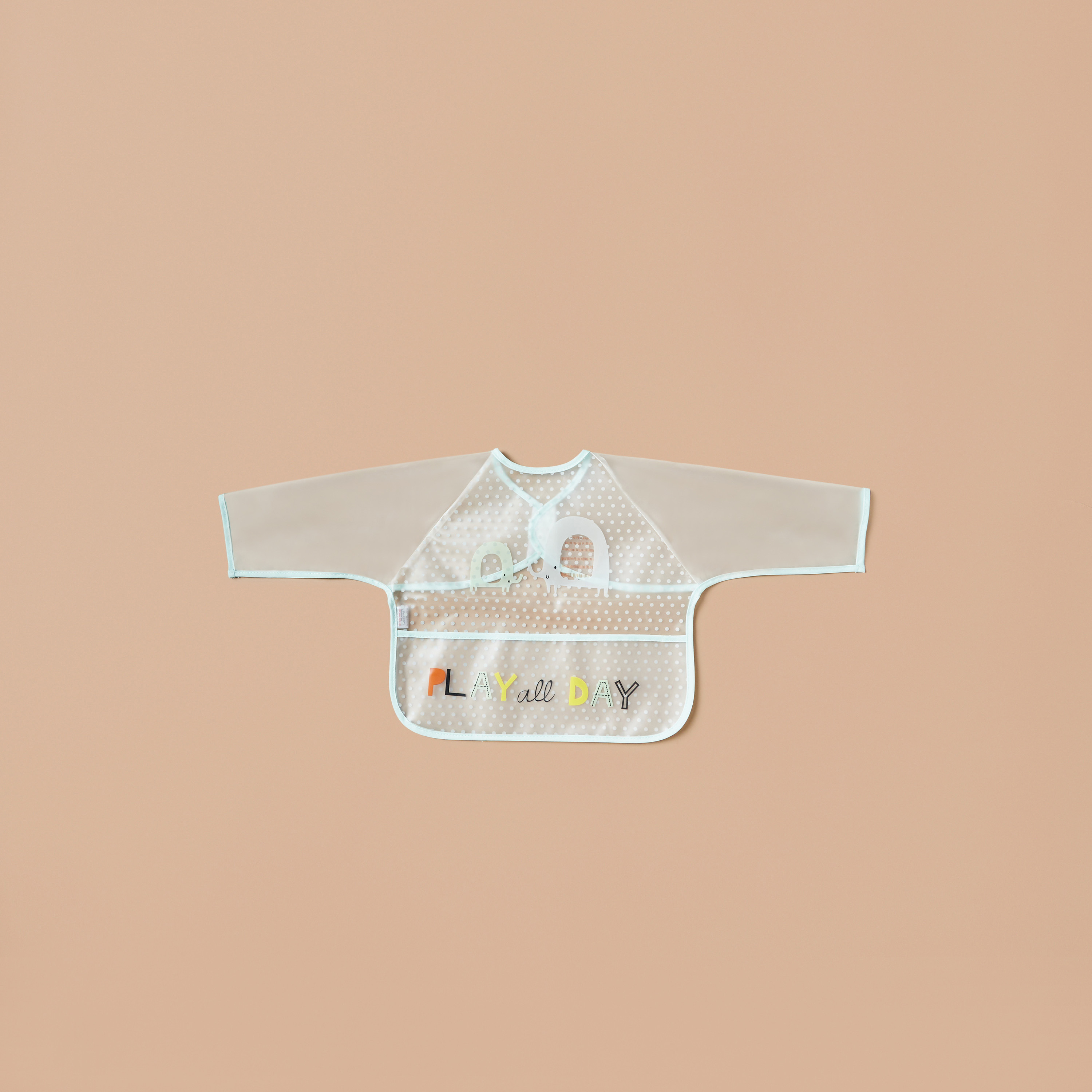 مريلة بشريط إغلاق لاصق وطبعات شعار من جونيورز-baby-feeding-bibs-image-1