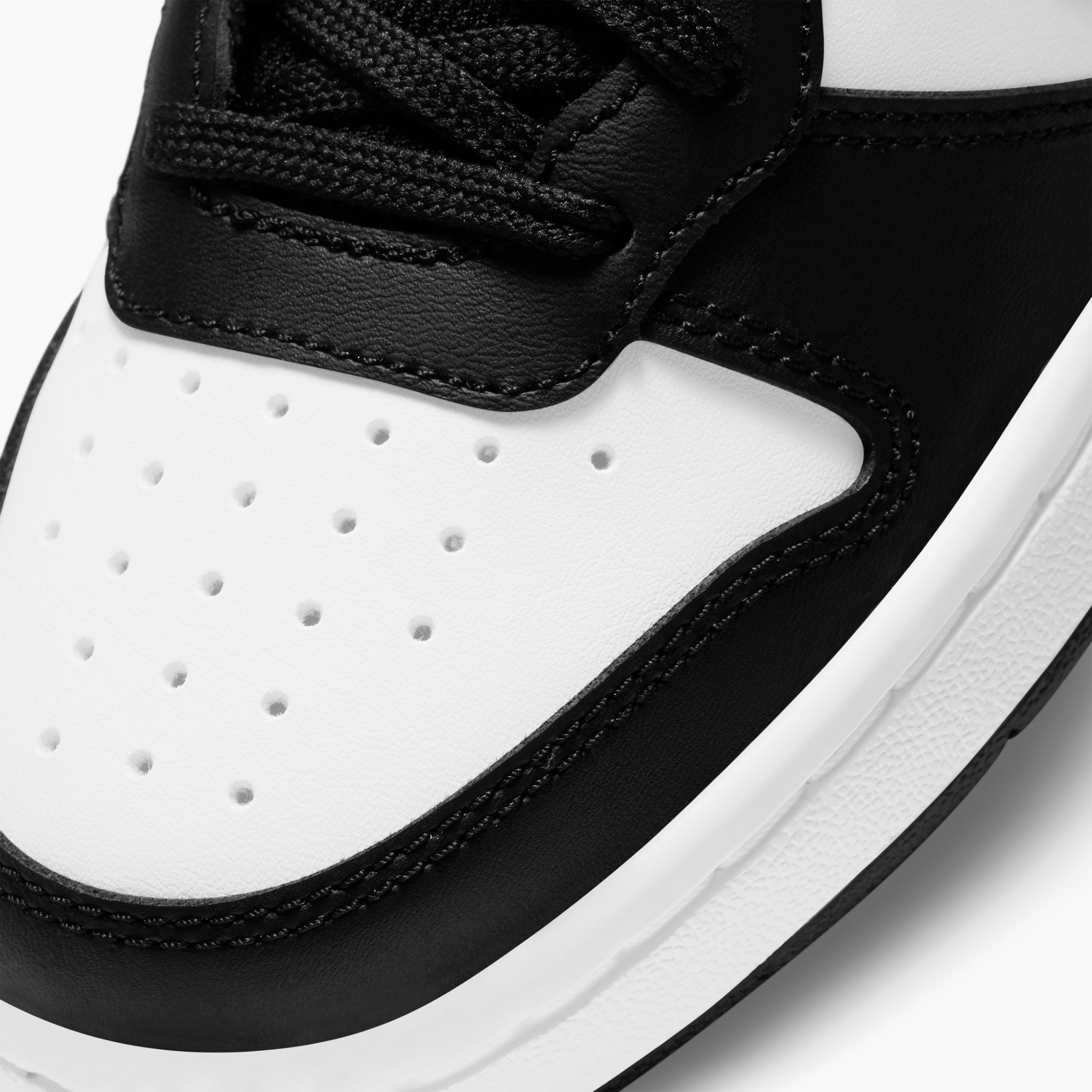 أحذية نايكي للفتيات في كورت بورو ميد 2 مع دانتيل NKCD7782 | OE-girls-shoes-sneakers-image-8