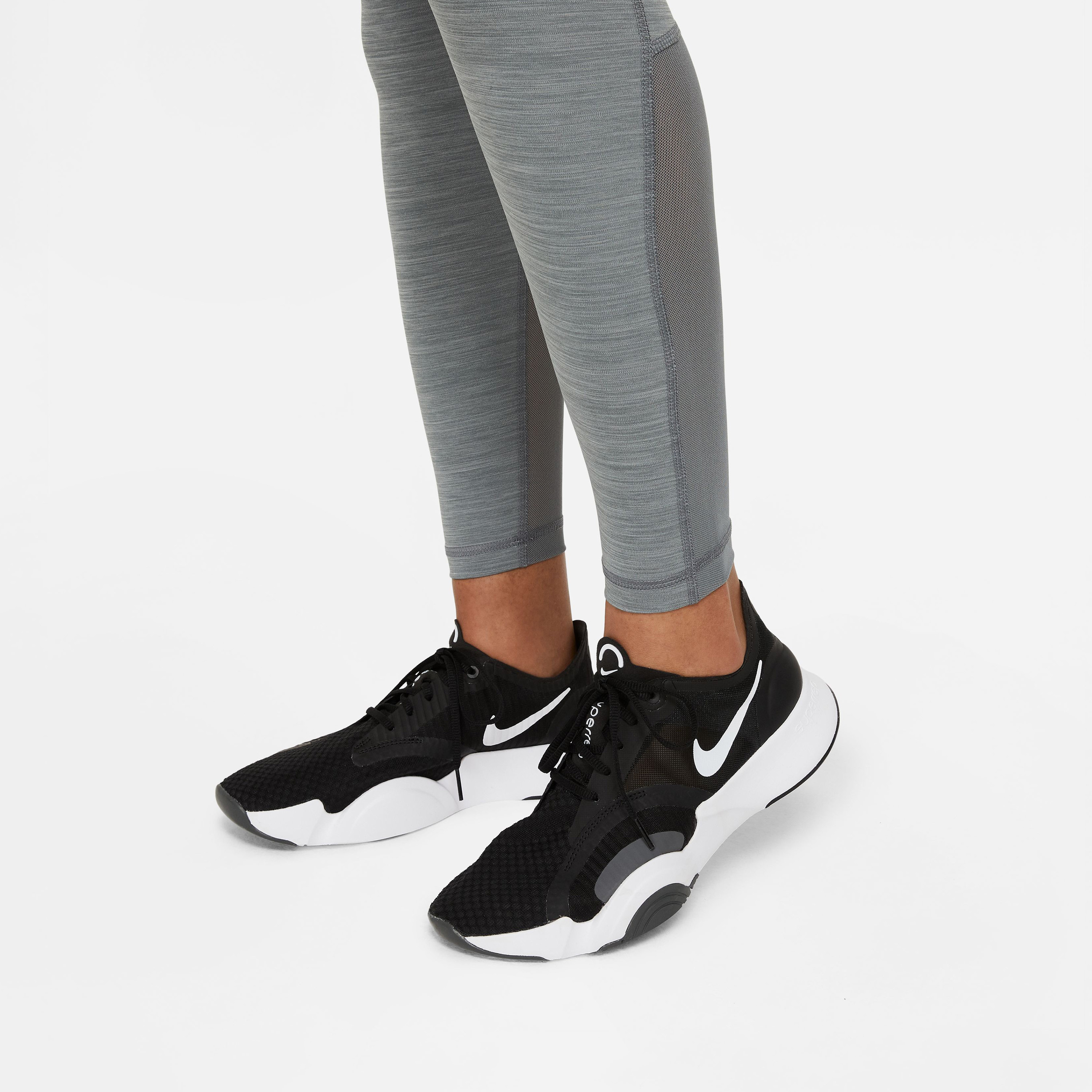 نايكي- بنطال رياضي نسائي برو متوسط ​​الارتفاع بألواح شبكية، NKCZ9779 | OE-women-clothing-bottoms-leggings-image-16