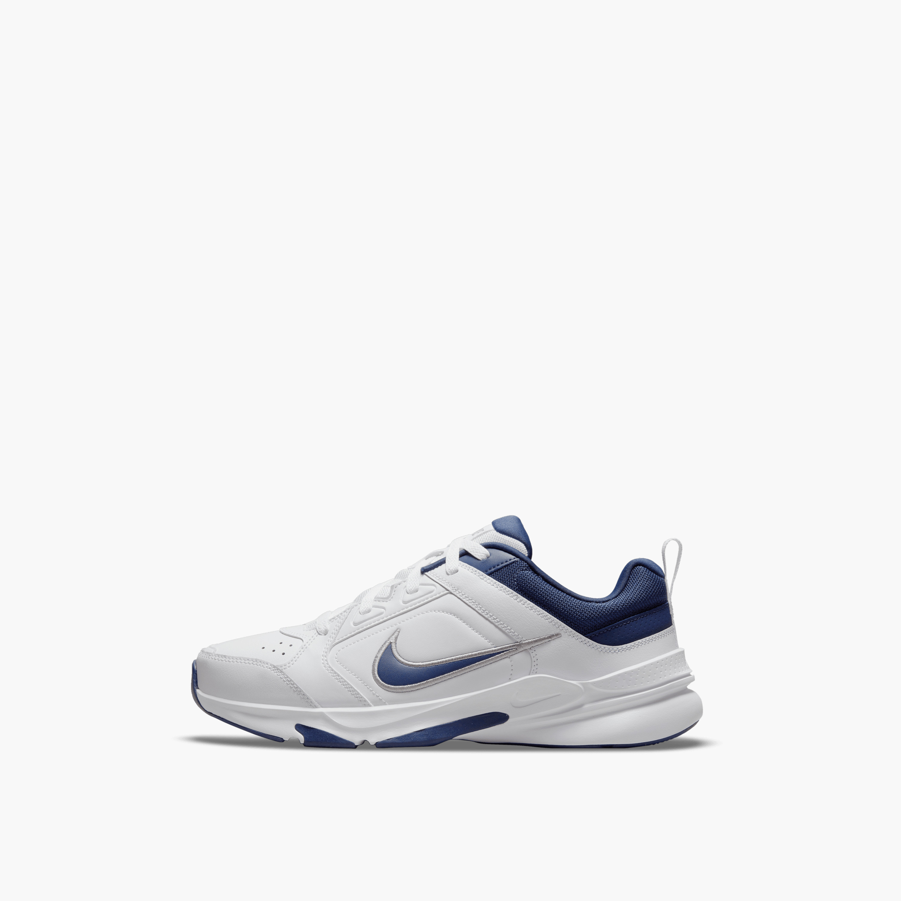 حذاء رياضي نايكي ديفاي أول داي برباط وكاحل منخفض للرجال DJ1196 | OE-sports-men-shoes-image-1