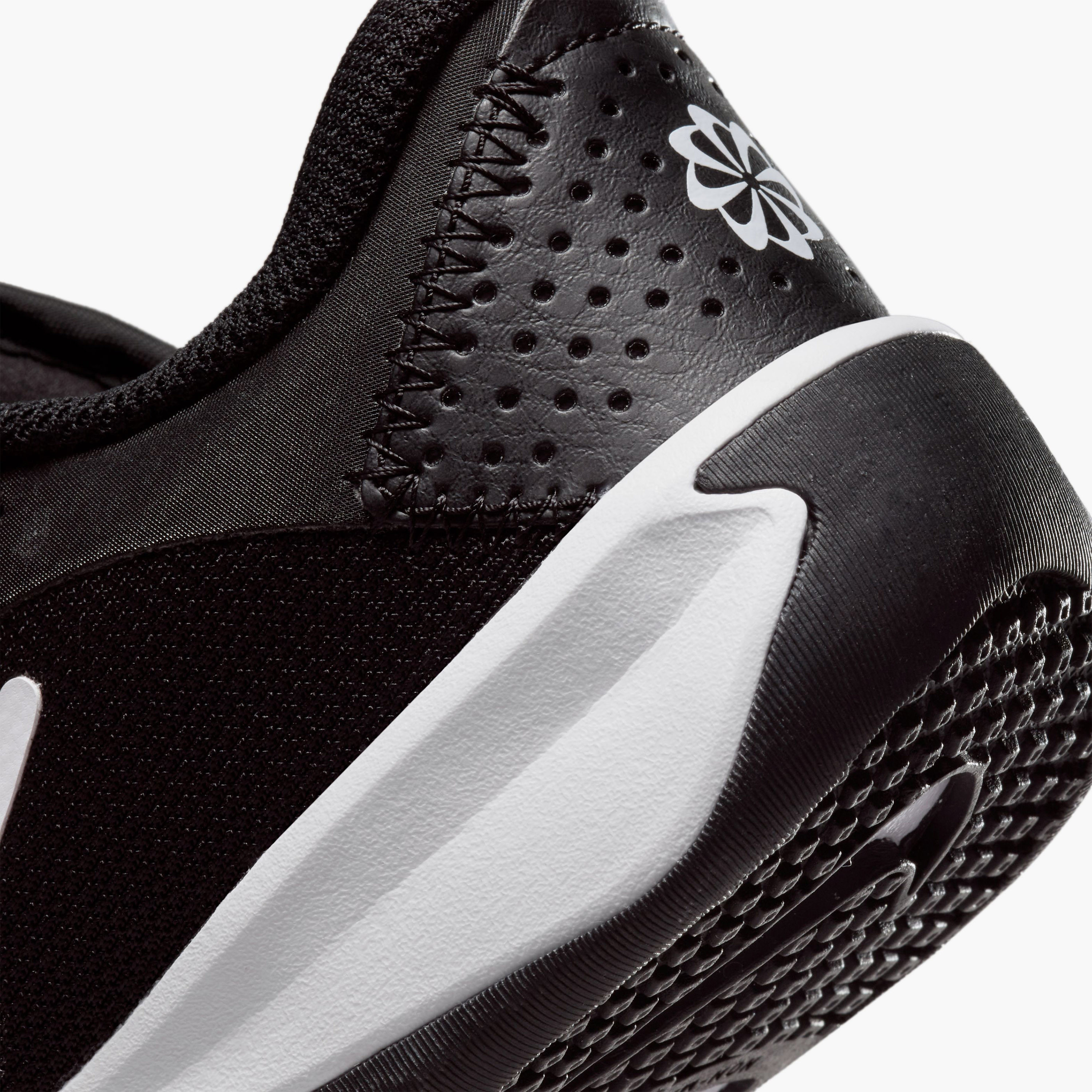 Nike Kids Omni Multi-Court Lace-Up Running Shoes NKDM9026 | OE-girls-shoes-sneakers-image-9