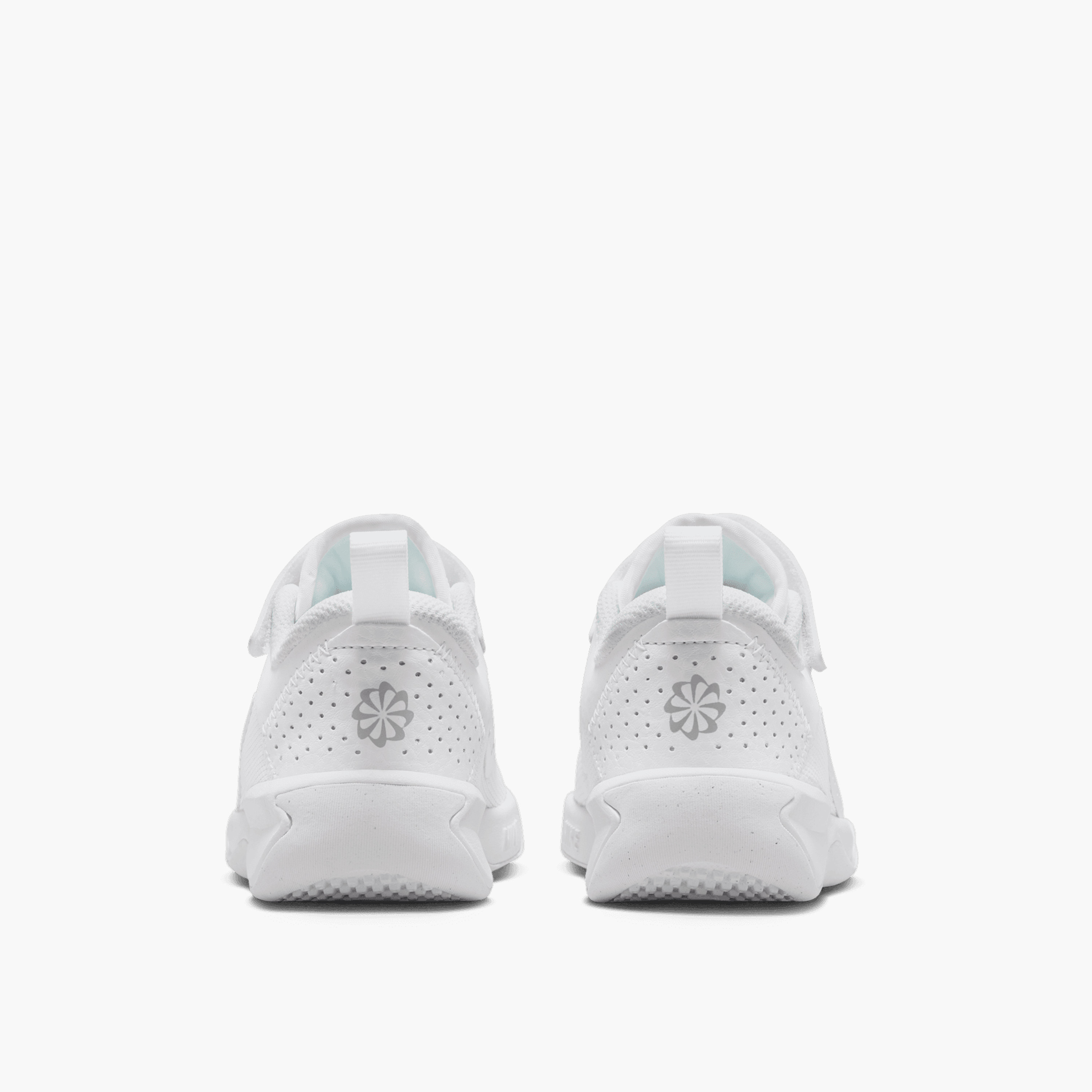 Nike Kids Omni Multi-Court Hook & Loop Shoes DM9026 | OE-boys-shoes-schoolshoes-image-5