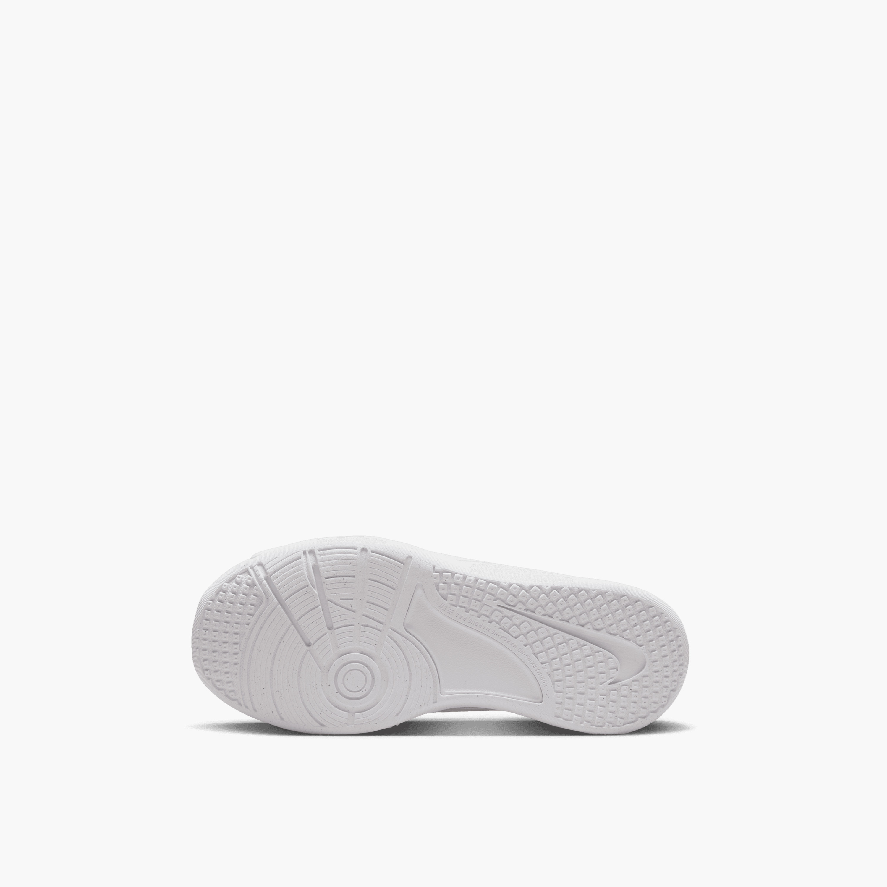 حذاء كرة السلّة خفيف الوزن برباط نايك أومني مالتي كورت جي إس للأطفال من نايك-boys-shoes-schoolshoes-image-6