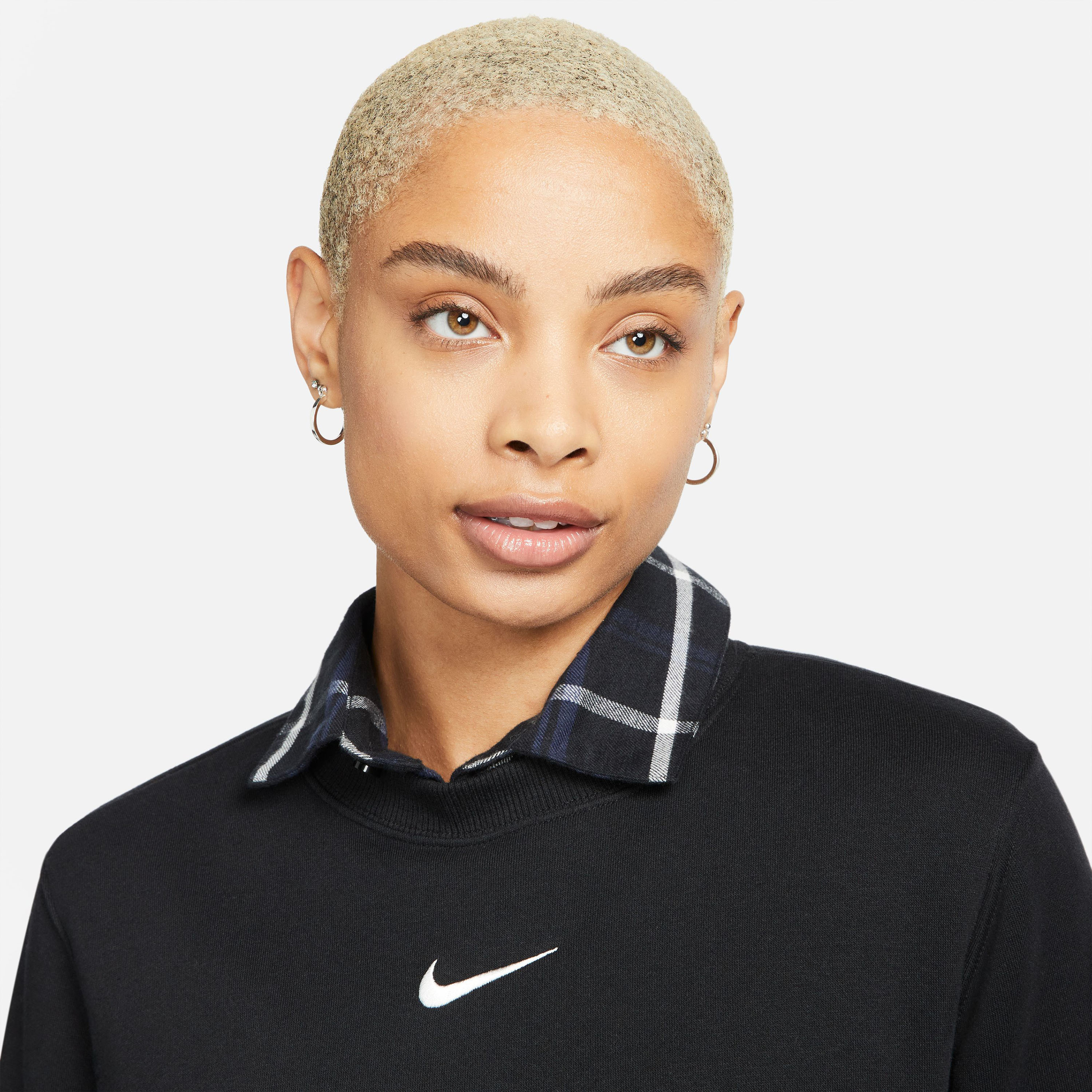 Nike Women's Sportswear Phoenix Fleece Crew-Neck Sweatshirt NKDQ5751 | OE-women-clothing-hoodiesandsweatshirts-sweatshirts-image-4