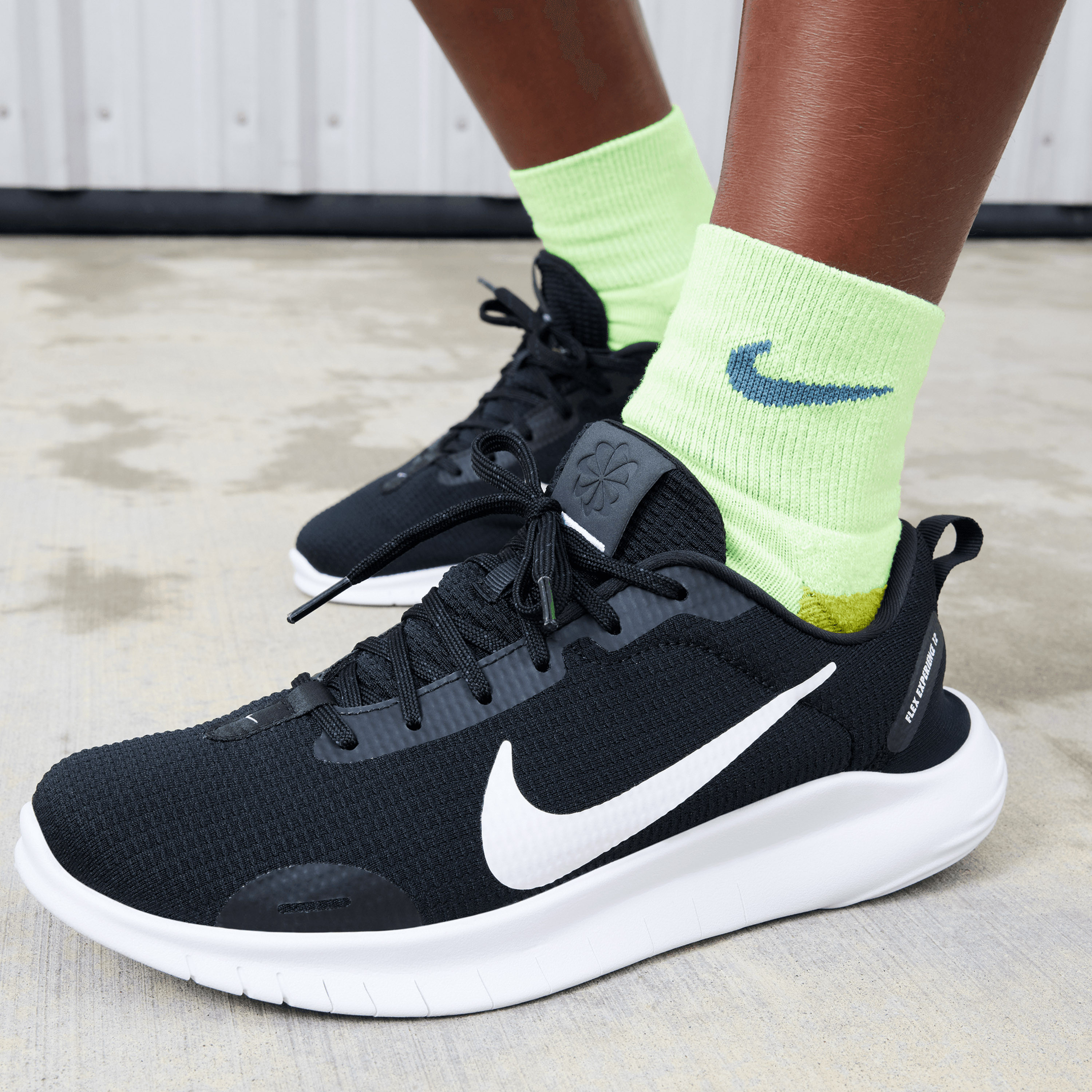 حذاء الجري نايكي فليكس اكسبيرينس 12 للنساء برباط DV0746 | OE-sports-women-shoes-image-6