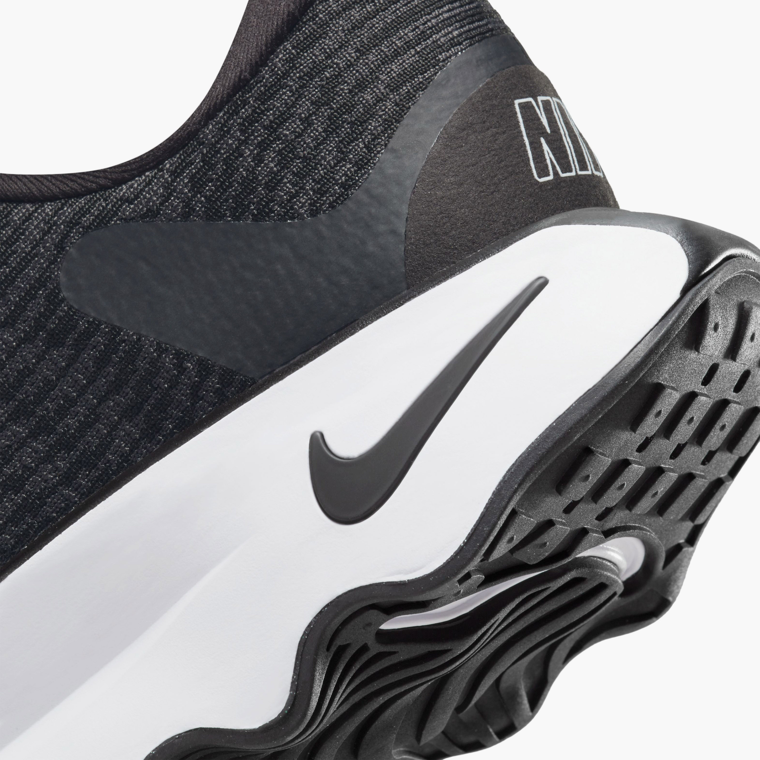 حذاء المشي موتيفا برباط للنساء من نايكي DV1238 | OE-sports-women-shoes-image-27
