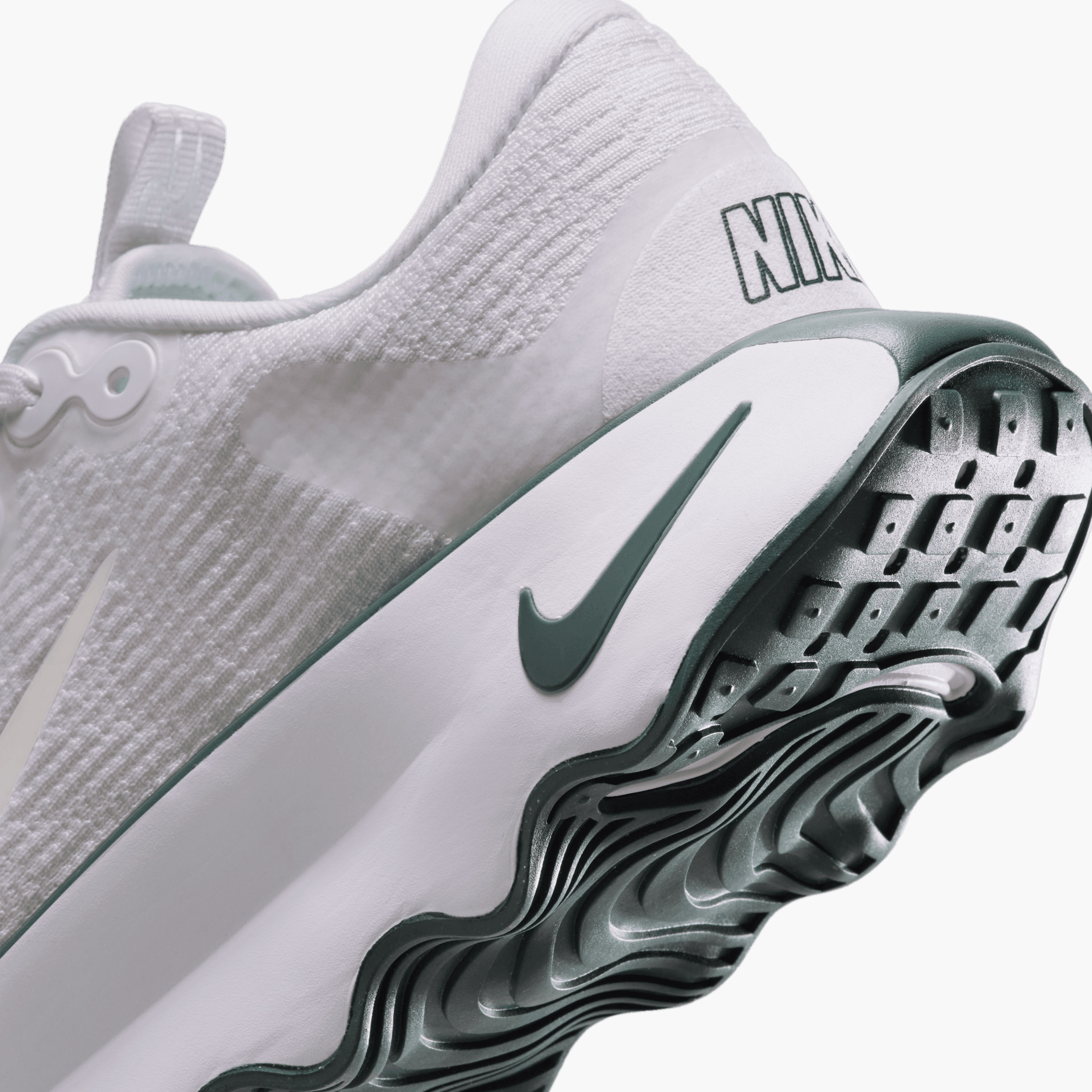 حذاء المشي موتيفا برباط للنساء من نايكي DV1238 | OE-sports-women-shoes-image-17