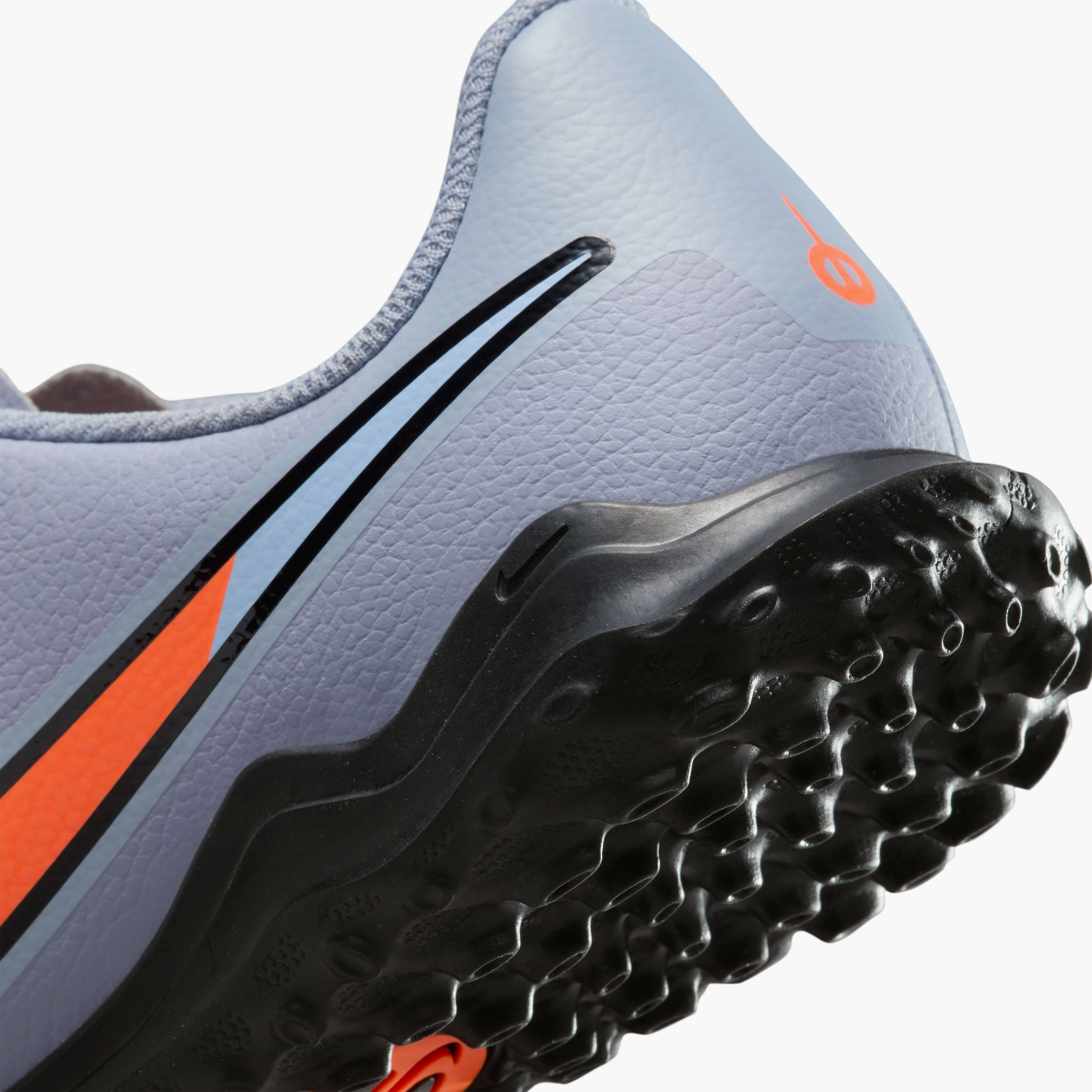 حذاء كرة قدم بنعل مبطّن ورباط جونيور ليجند 10 كلوب تي إف للأولاد من نايك-sports-boys-shoes-image-6