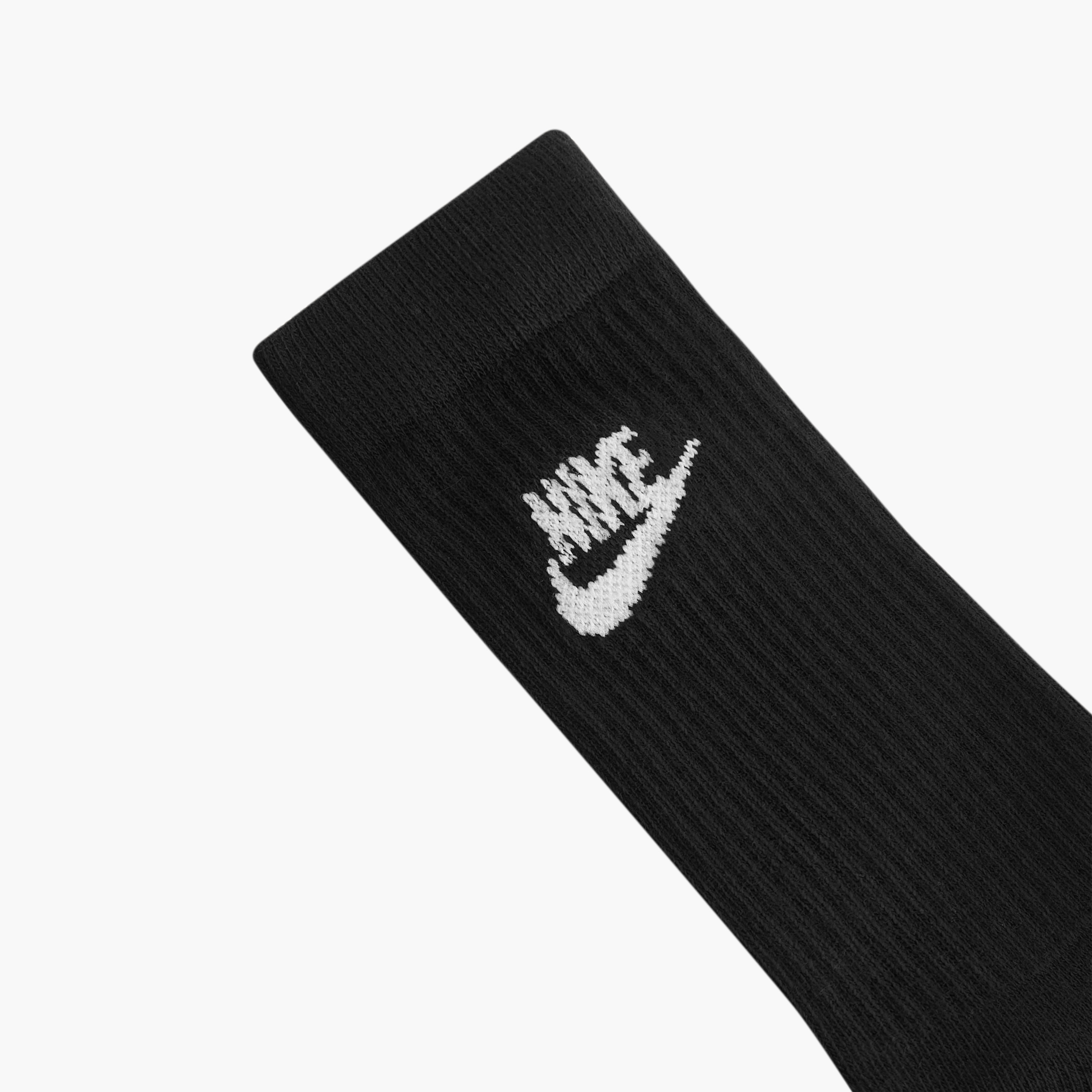 Nike Sportswear Everyday Essential Crew Socks - Set of 3 NKDX5025 | OE-sports-men-accessories-image-3