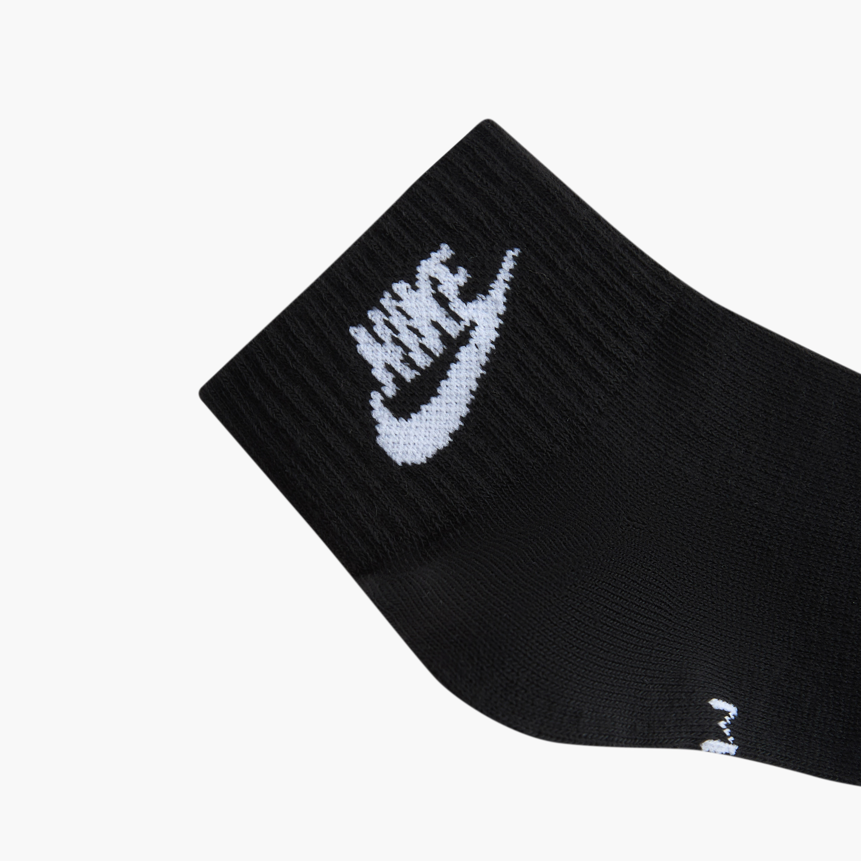 Nike Everyday Essential Ankle Socks - Set of 3 NKDX5074 | OE-sports-men-accessories-image-5
