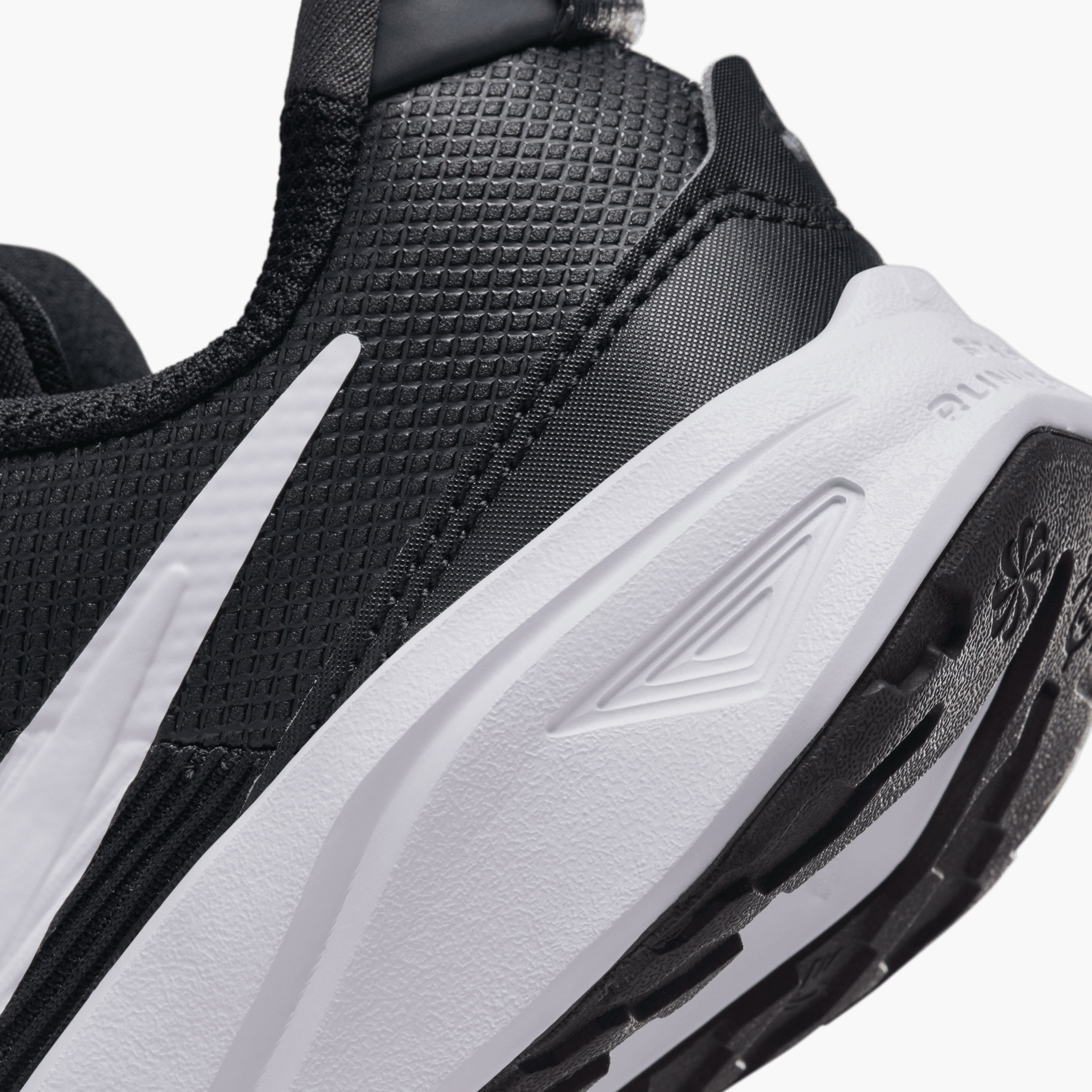 Nike Kids Star Runner 4 Bungee Lace Closure Running Shoes DX7614 | OE-girls-shoes-sneakers-image-8