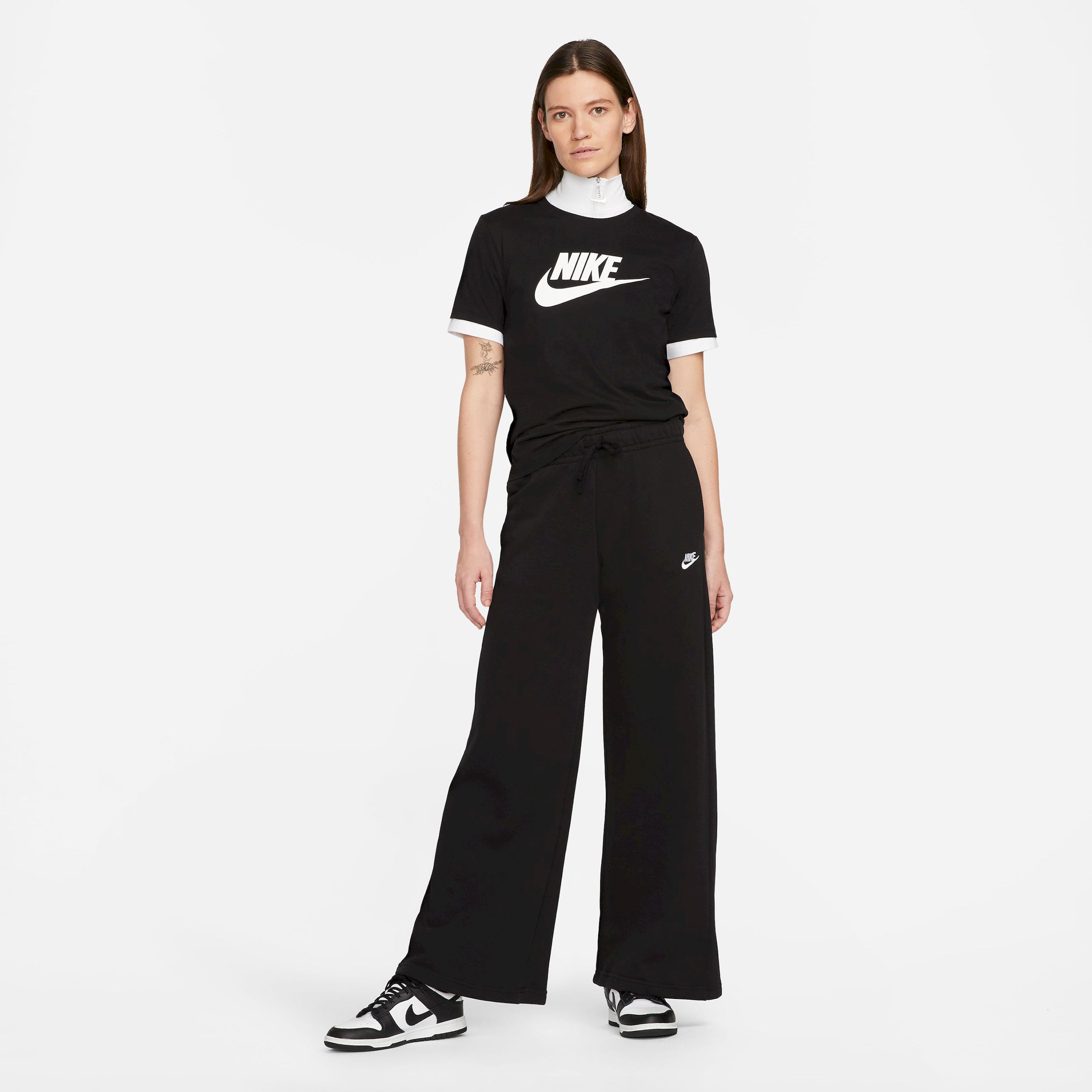 نايكي- تيشيرت رياضي نسائي أساسيات بشعار NKDX7906 | OE-sports-women-clothing-tshirtsandvests-image-2