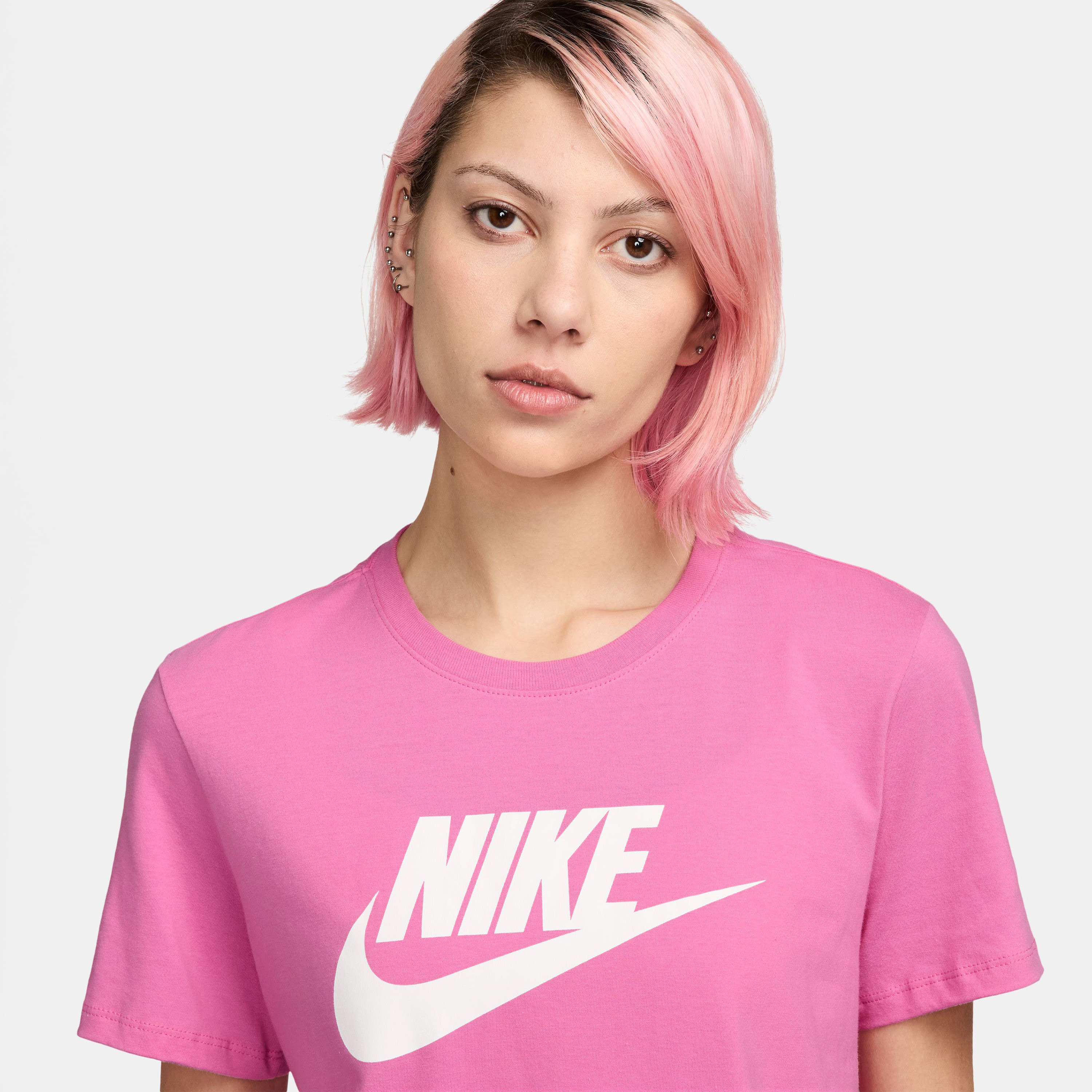 Nike Women's Sportswear Essentials Logo T-Shirt NKDX7906 | OE-sports-women-clothing-tshirtsandvests-image-3