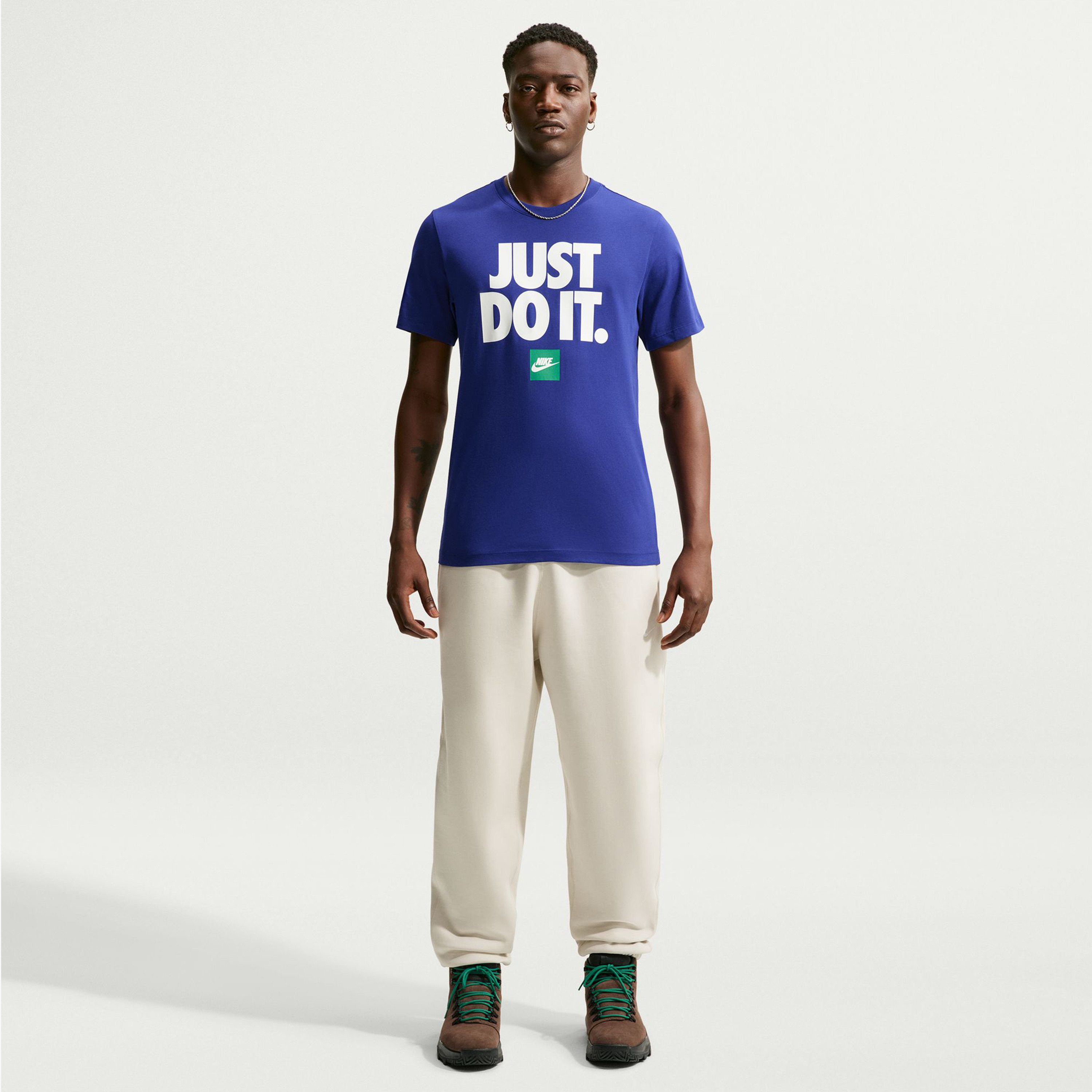 نايكي- تي شيرت رياضي للرجال NKDZ2989 | OE-men-clothing-sportswearandactivewear-tshirtsandpolos-image-2