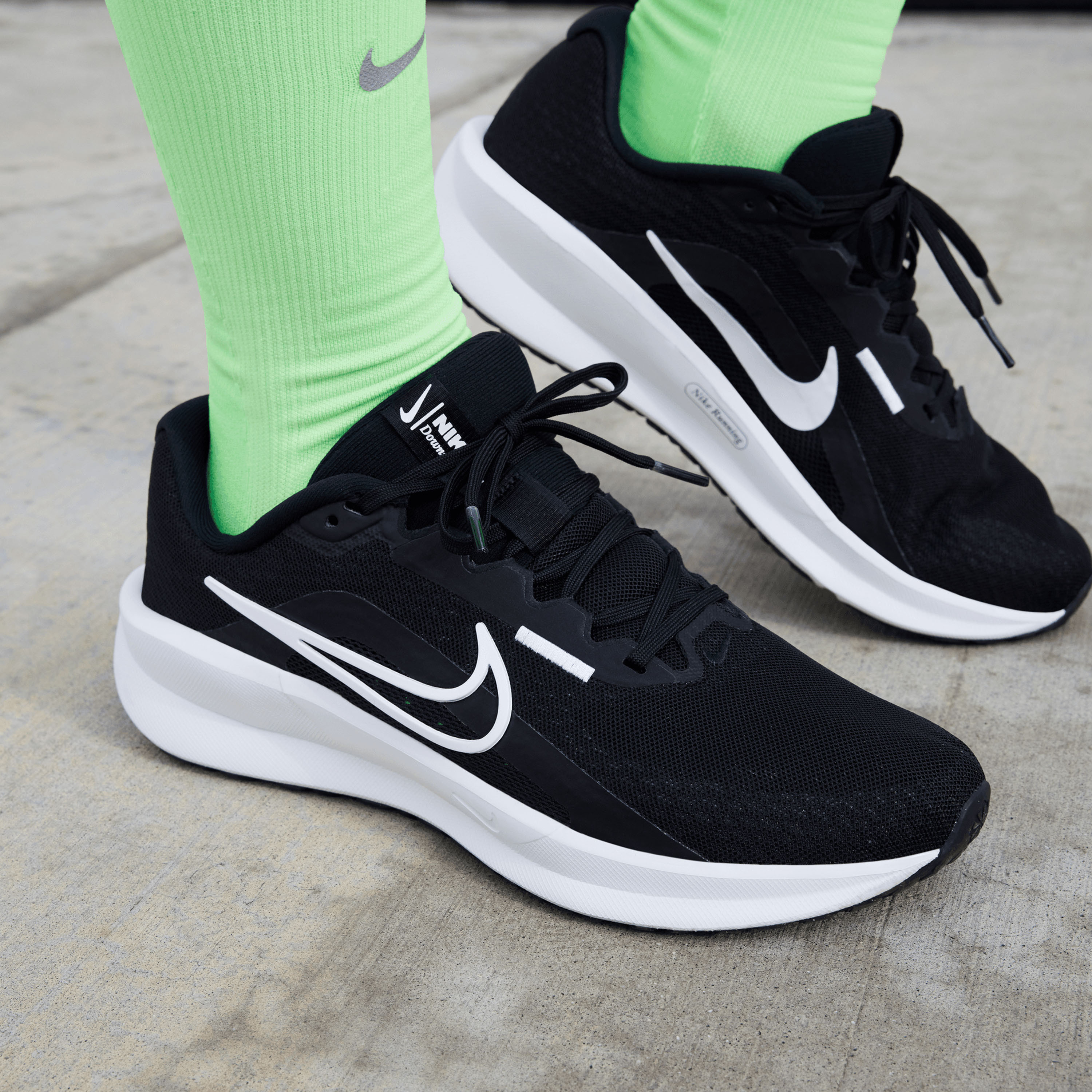 Nike Women's Downshifter 13 Lace-Up Running Shoes FD6476 | OE-sports-women-shoes-image-4