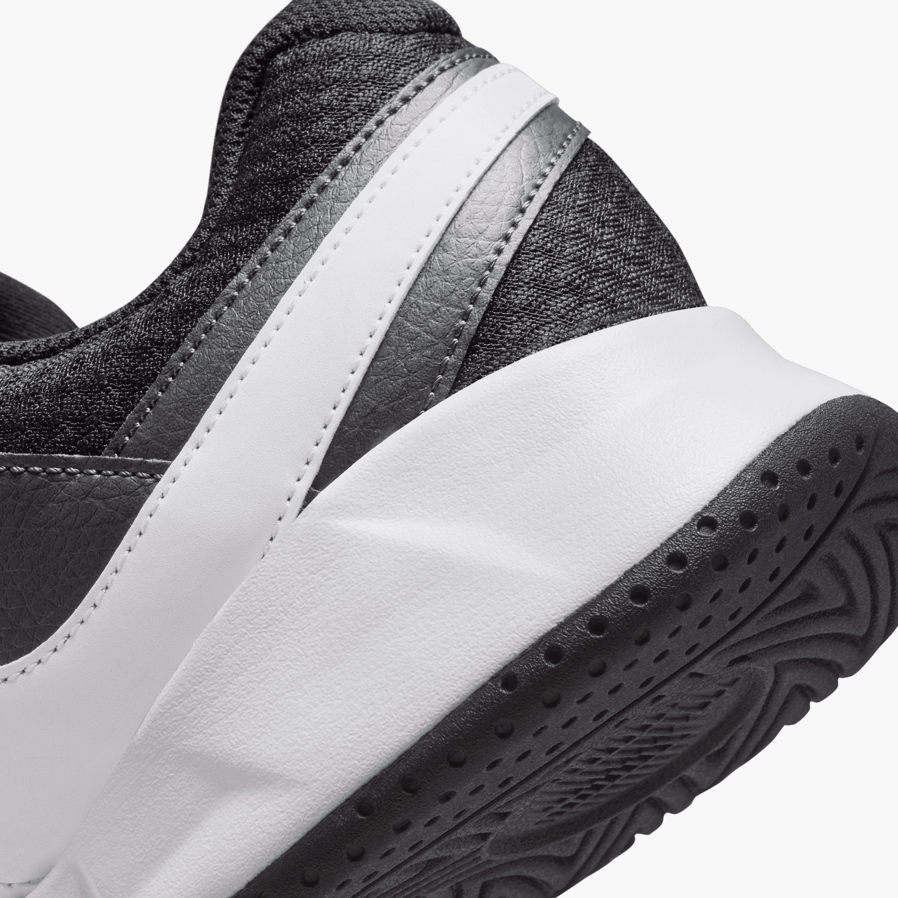 حذاء تنس نايكي كورت لايت 4 برباط للرجال FD6574 | OE-sports-men-shoes-image-8