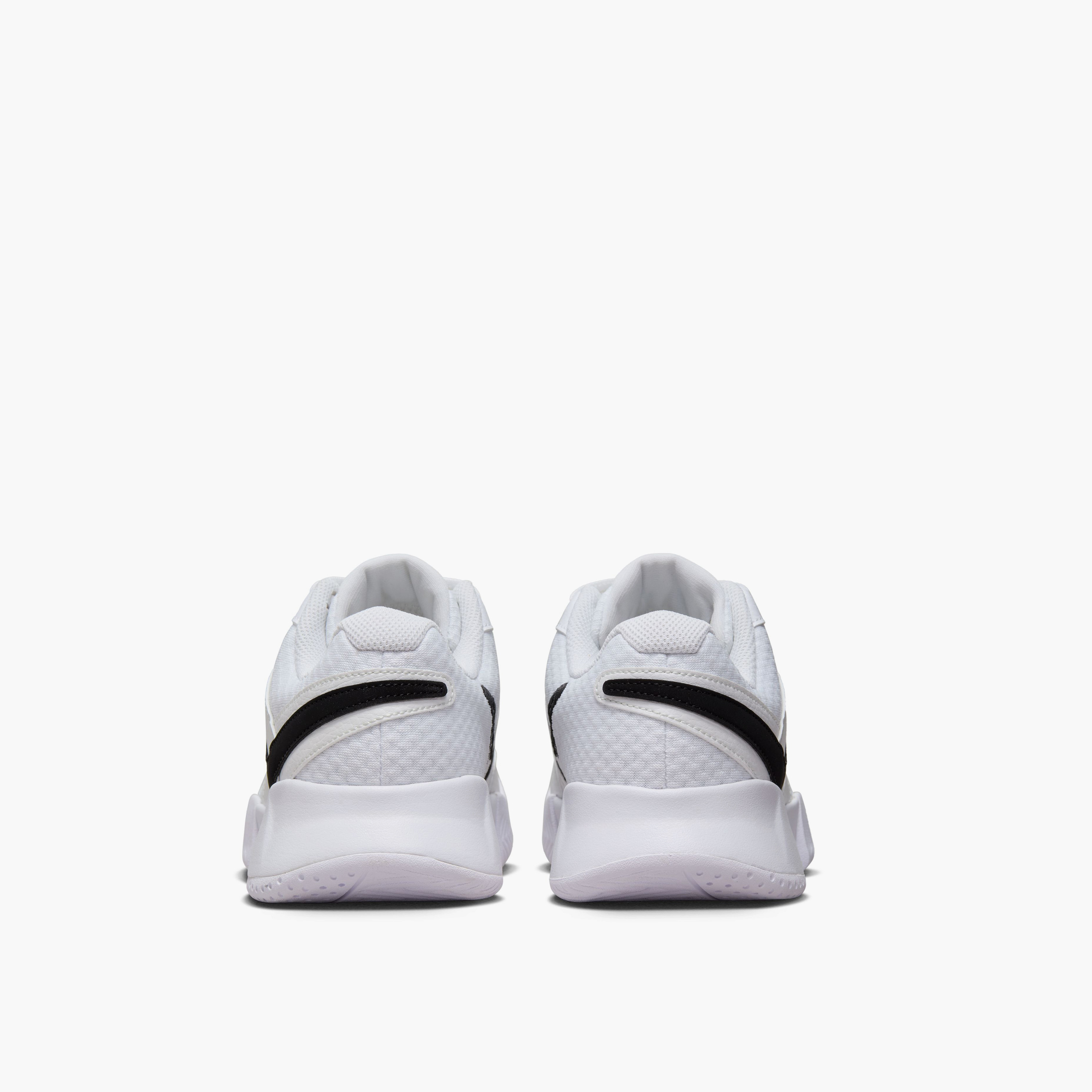 نايكي- حذاء تنس نسائي كورت لايت 4 برباط كاحل منخفض NKFD6575 | OE-sports-women-shoes-image-10