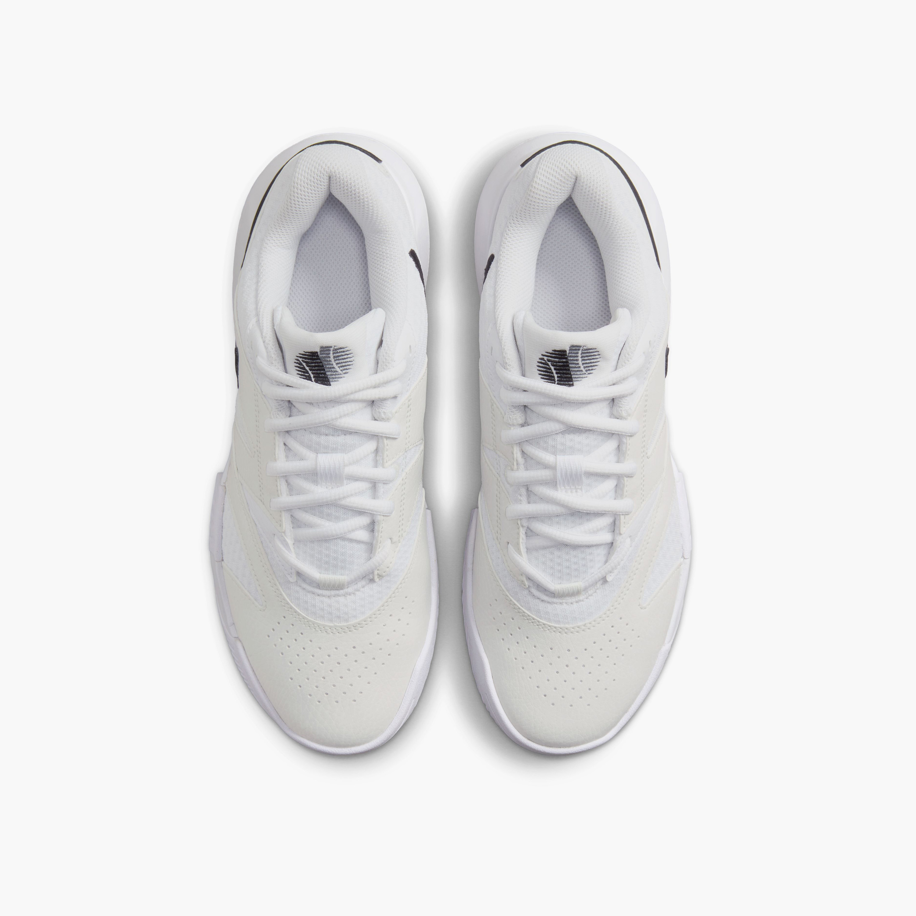 نايكي- حذاء تنس نسائي كورت لايت 4 برباط كاحل منخفض NKFD6575 | OE-sports-women-shoes-image-4