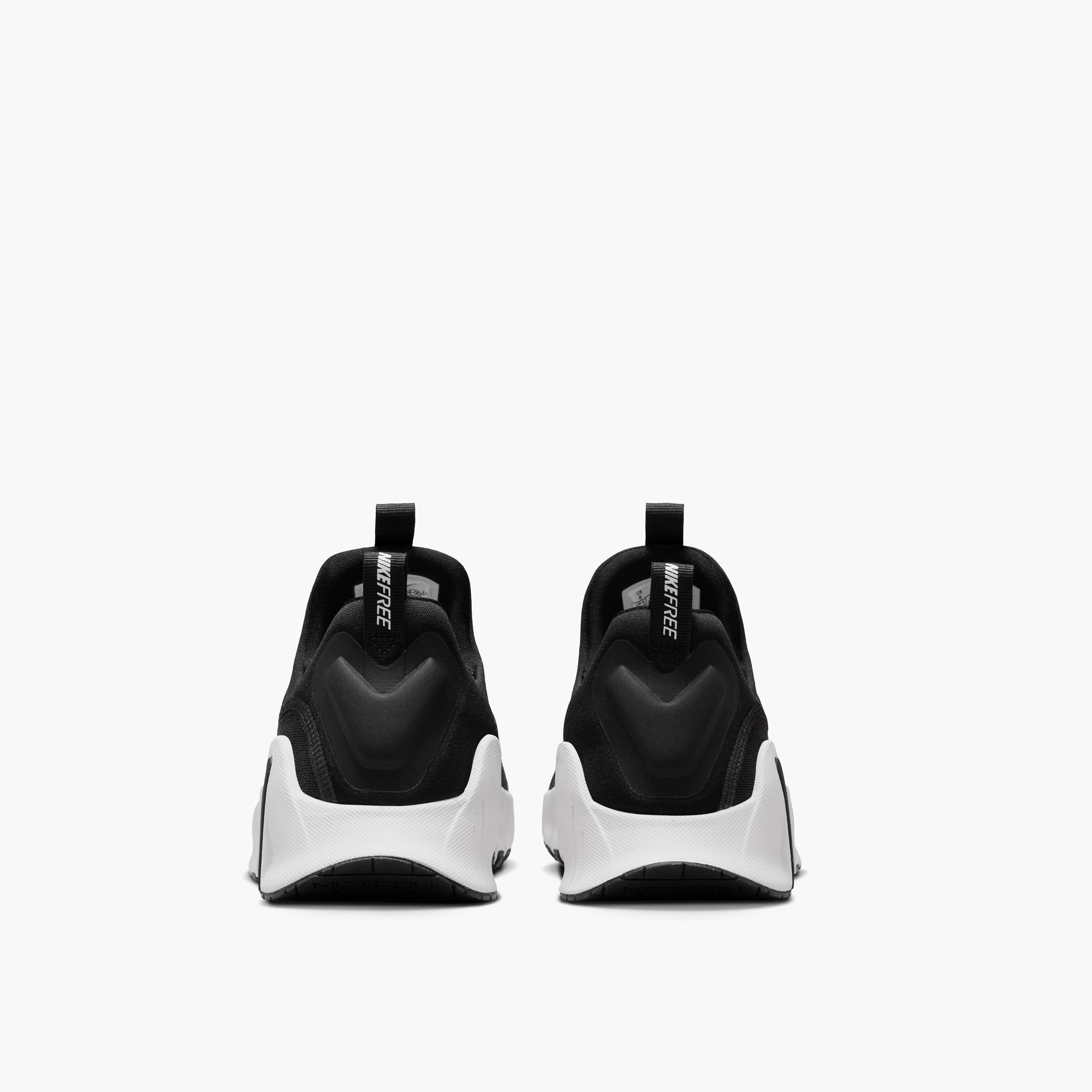 حذاء رياضي نايكي فري ميتكون 6 برباط للنساء FJ7126 | OE-sports-women-shoes-image-27