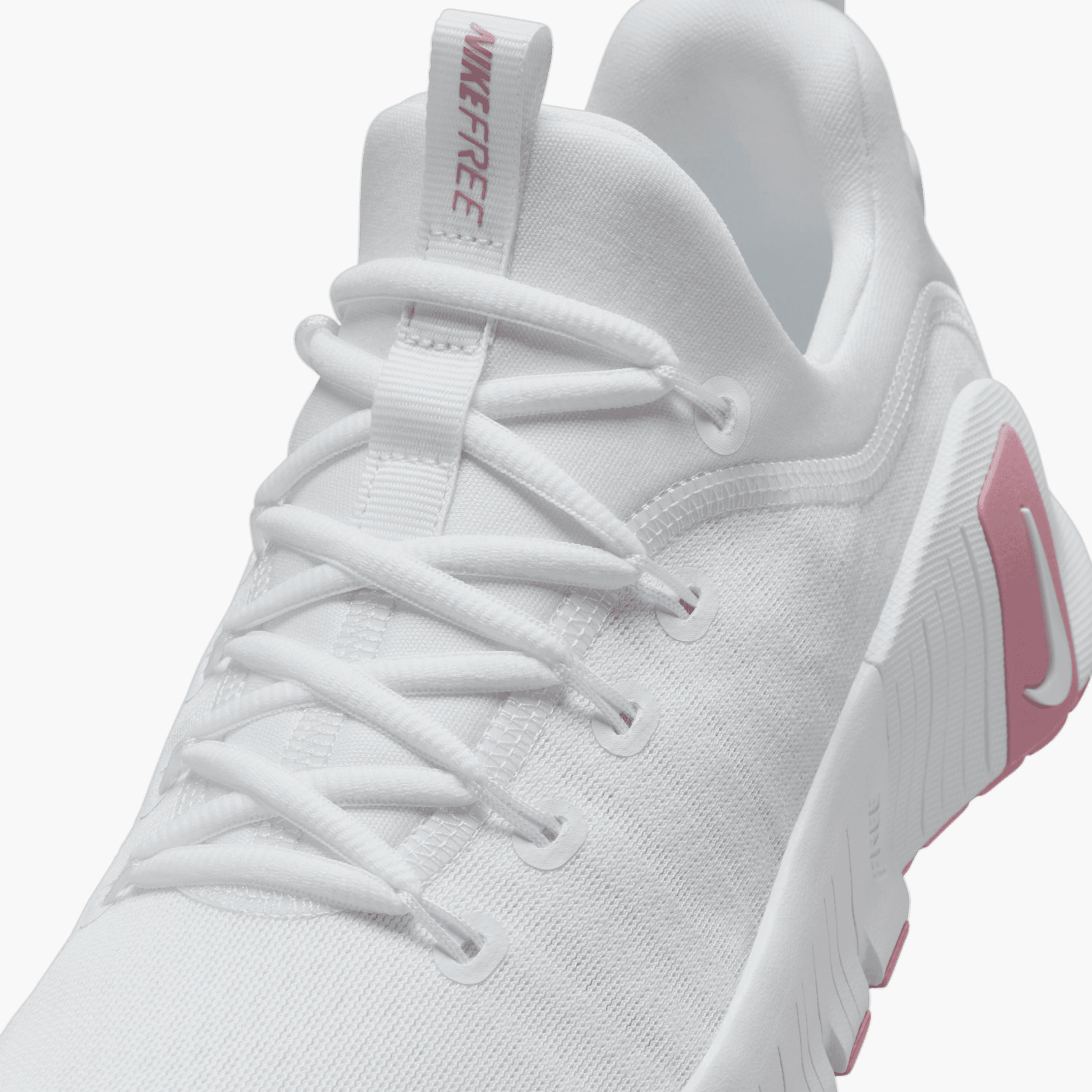 حذاء رياضي نايكي فري ميتكون 6 برباط للنساء FJ7126 | OE-sports-women-shoes-image-16