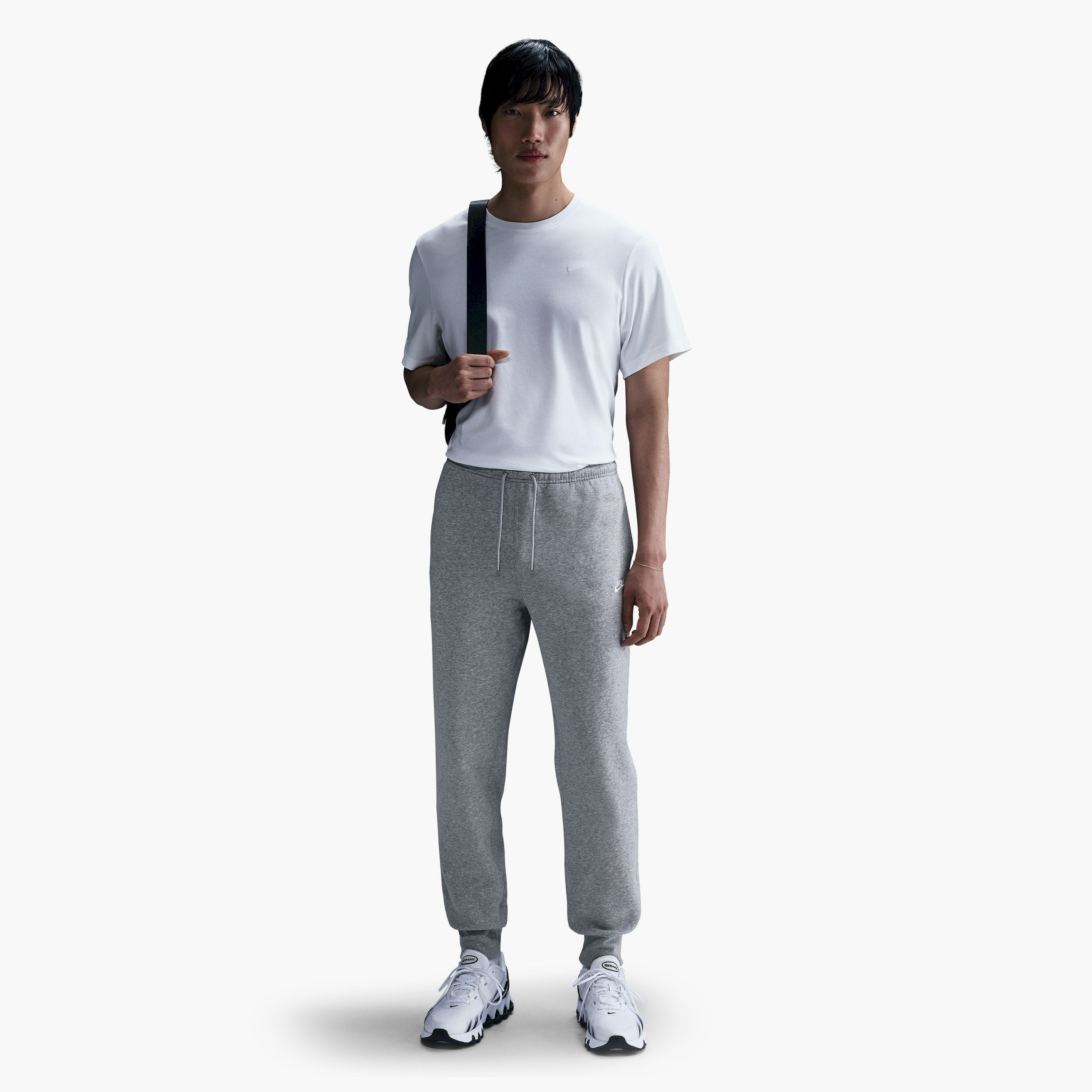 نايكي- بنطال رياضي رجالي NKFN3787 | OE-men-clothing-sportswearandactivewear-bottoms-joggers-image-9