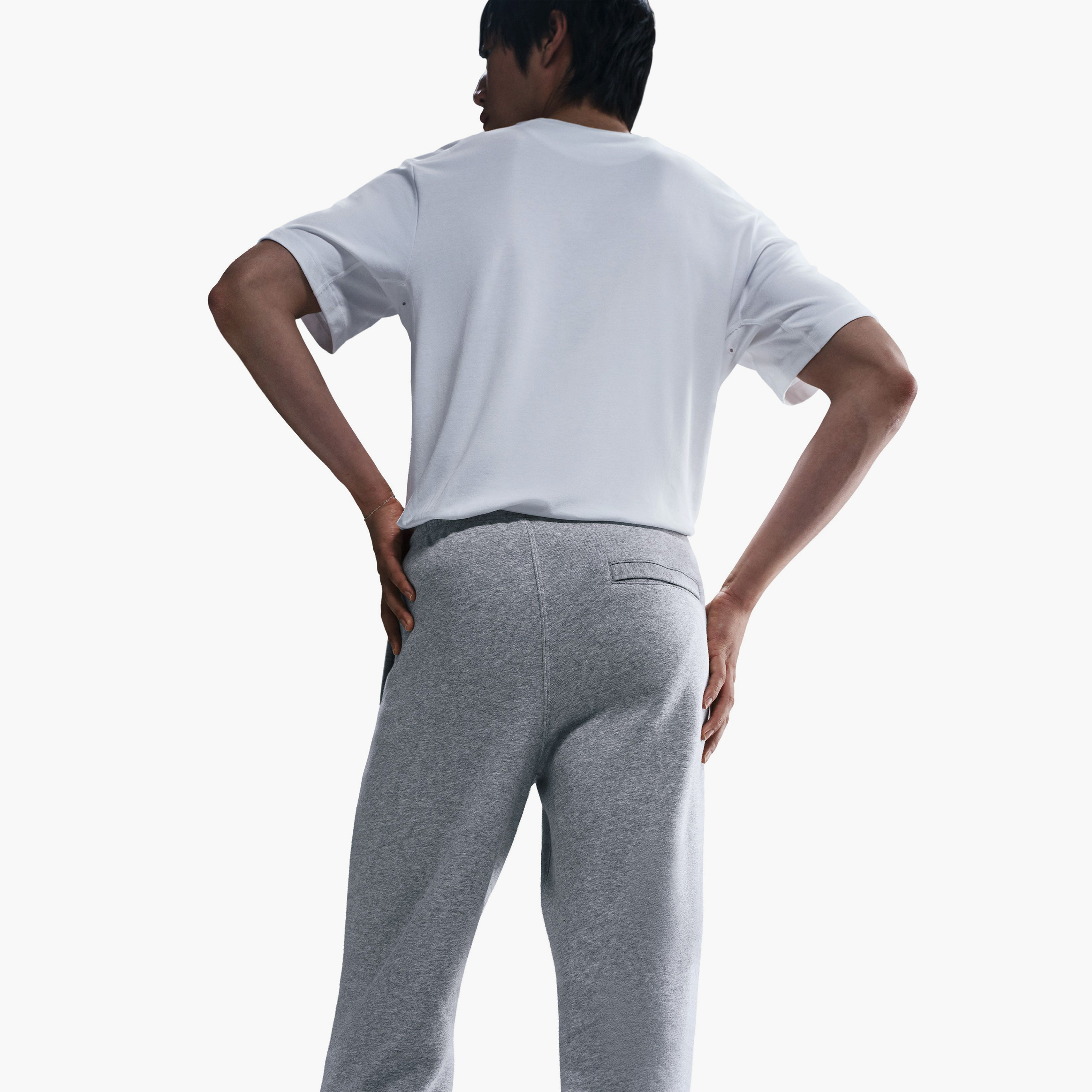 نايكي- بنطال رياضي رجالي NKFN3787 | OE-men-clothing-sportswearandactivewear-bottoms-joggers-image-1