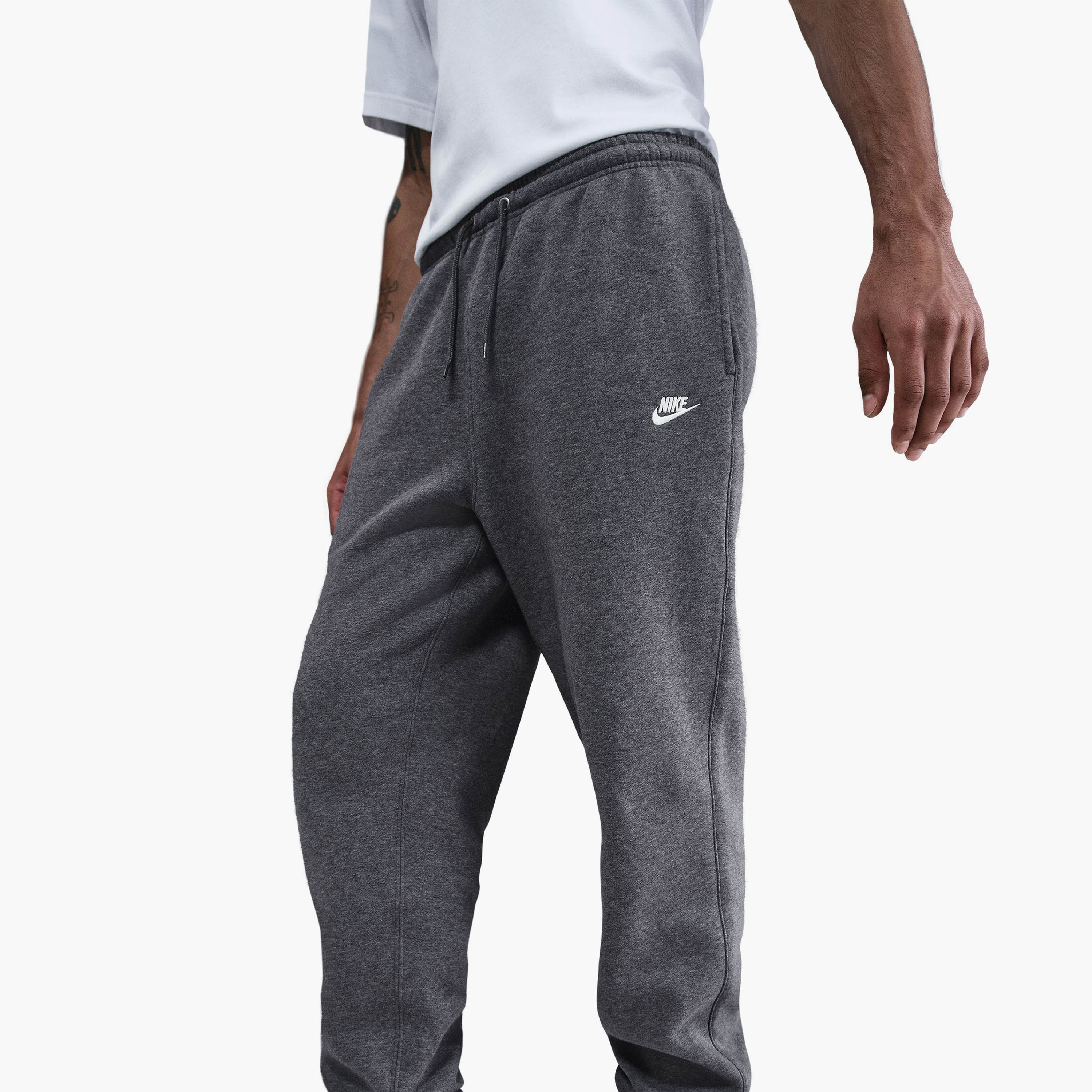 نايكي- بنطال رياضي رجالي NKFN3787 | OE-men-clothing-sportswearandactivewear-bottoms-joggers-image-17
