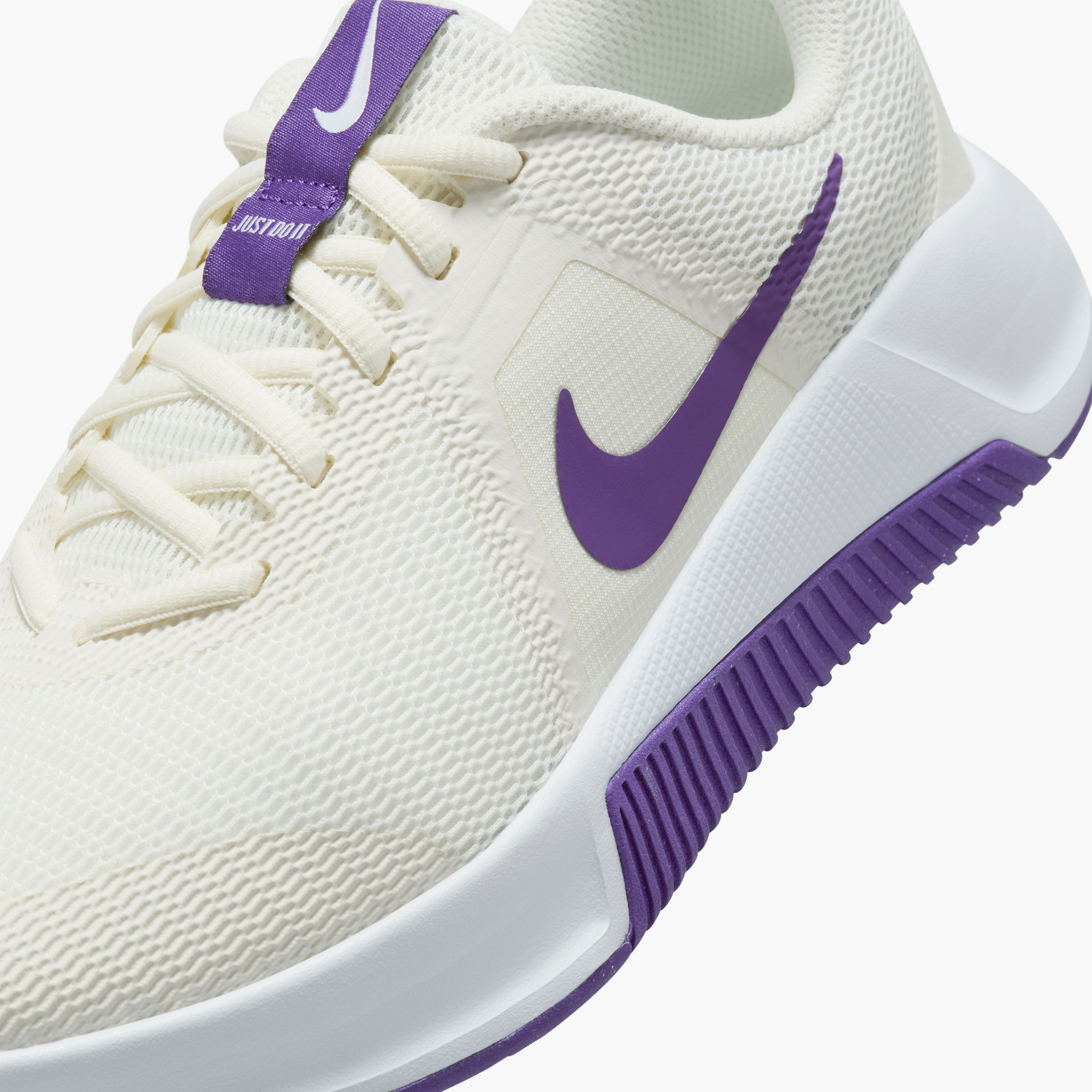 نايكي- حذاء رياضي نسائي MC بثلاثة أربطة، NKFQ1830 | OE-sports-women-shoes-image-18