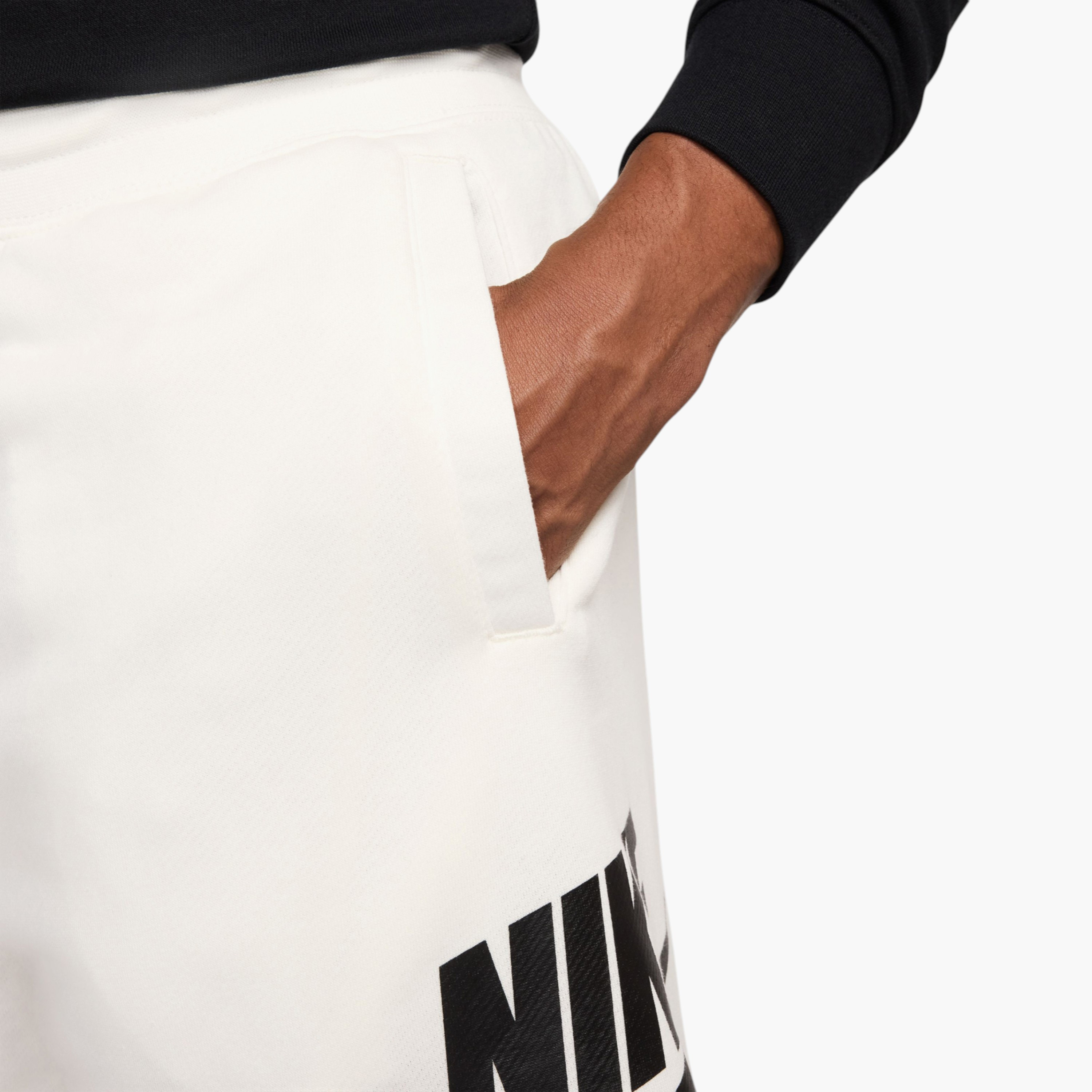 نايكي- شورت كلوب رجالي قماش تيري الفرنسي NKFQ4950 | OE-men-clothing-bottoms-shorts-image-16