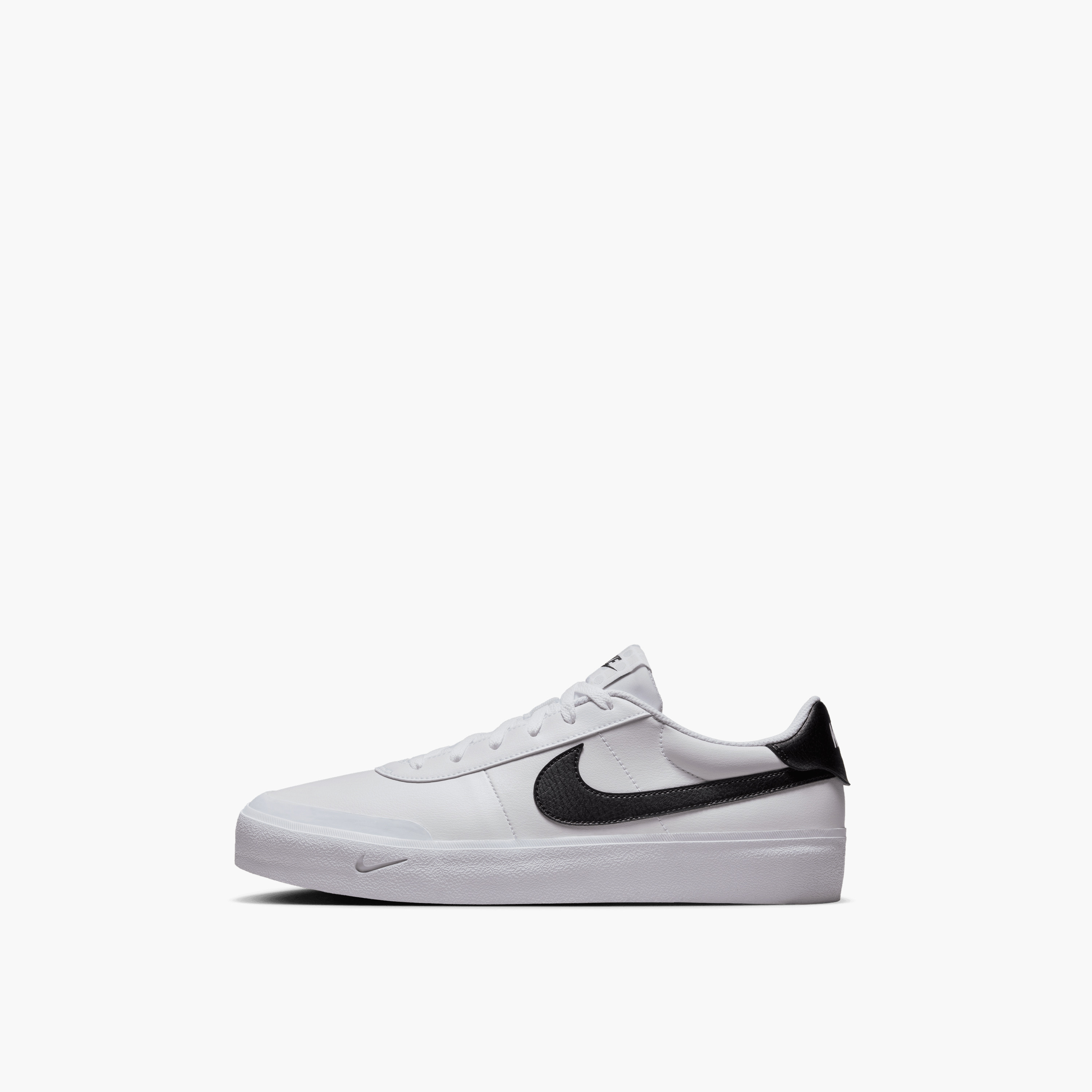 حذاء رياضي نايكي كورت شوت برباط وكاحل منخفض للرجال FQ8146 | OE-sports-men-shoes-image-1